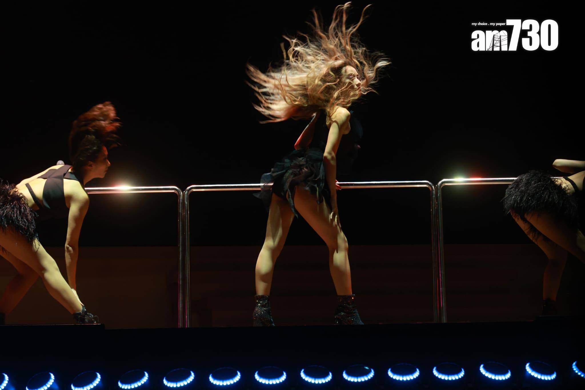 《STEP by STEPHY 鄧麗欣紅館演唱會2025》