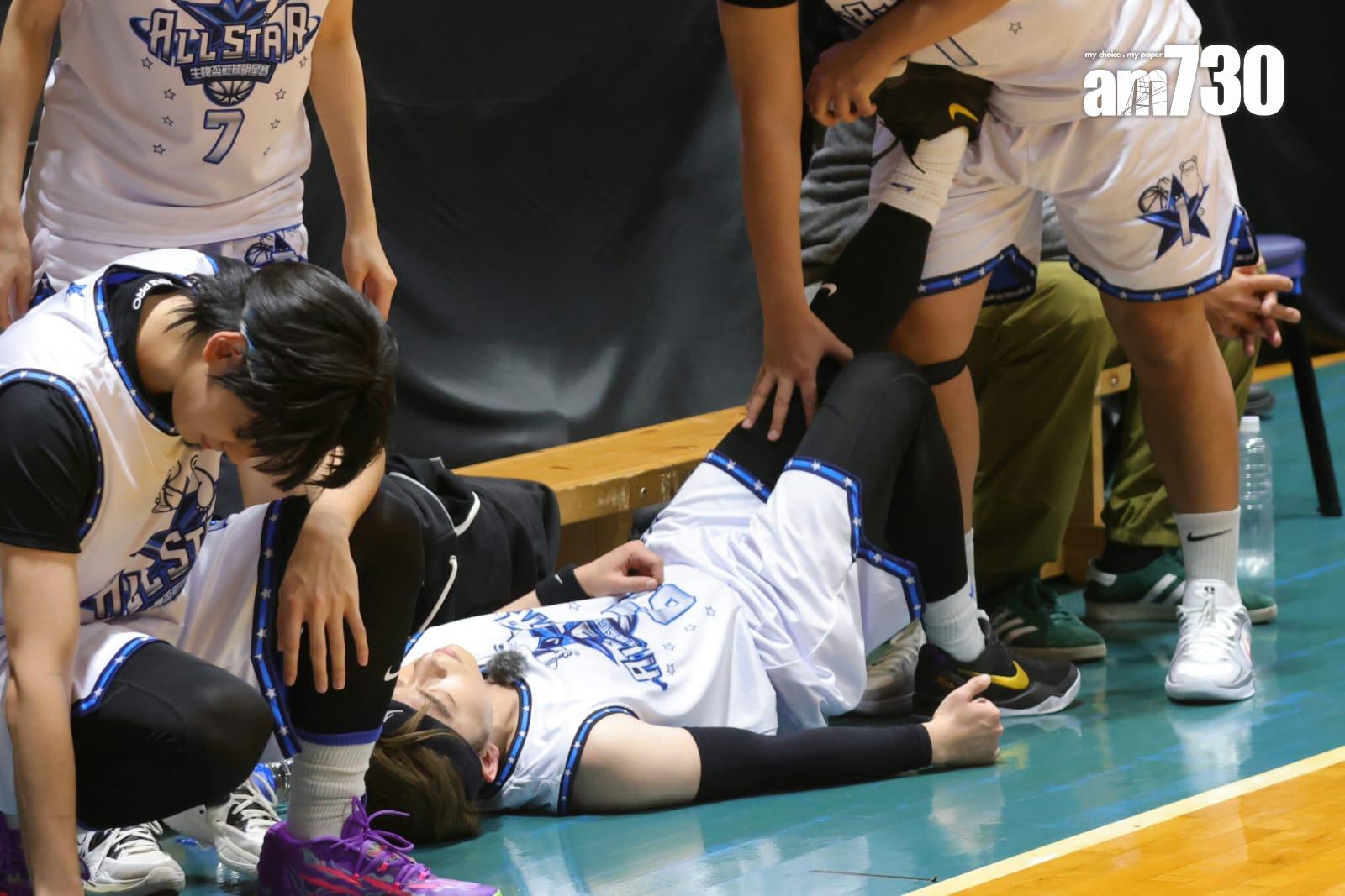 吳林峰為Edan拉筋。(吳康琦攝)