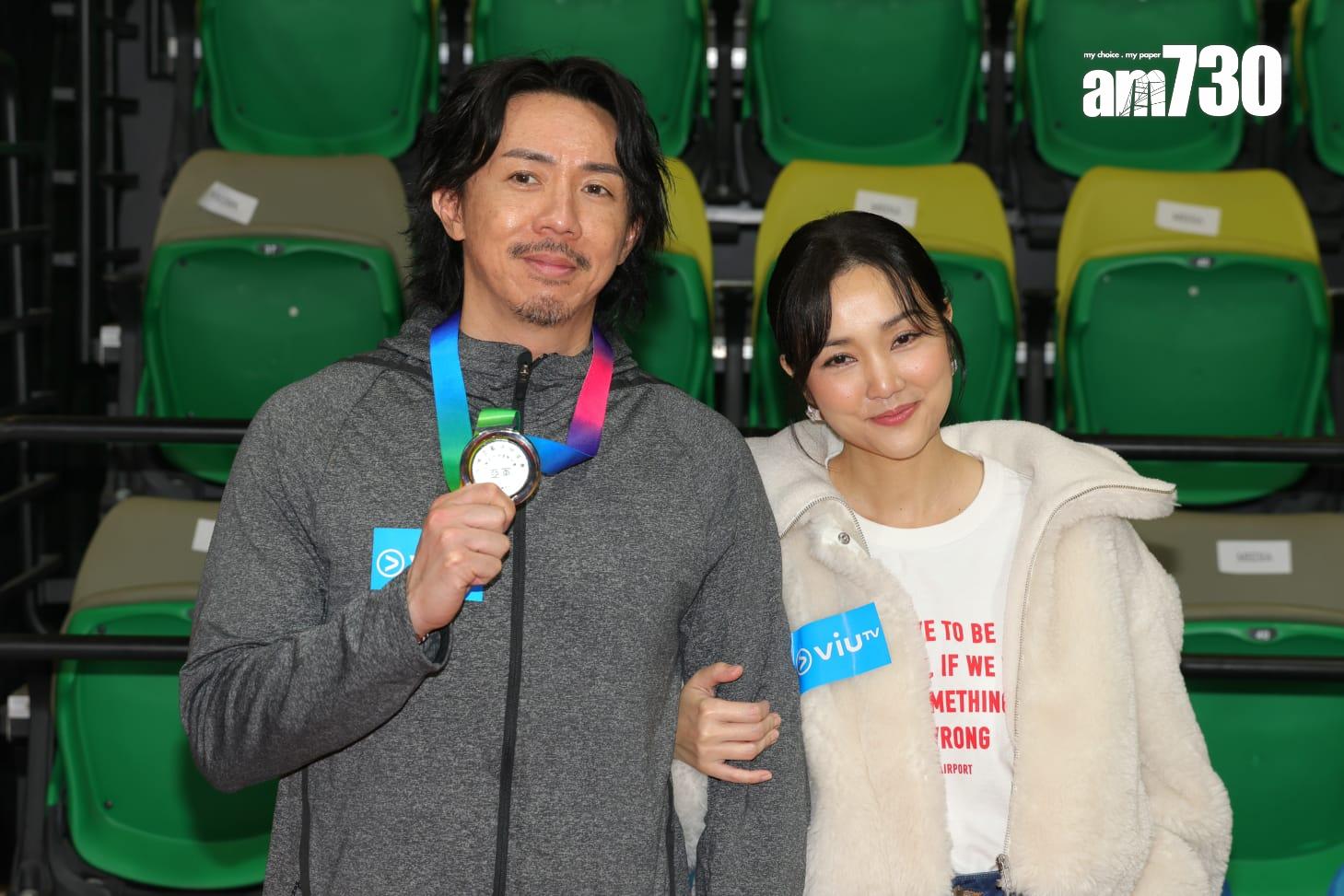 謝安琪特地為老公張繼聰打氣。(吳康琦攝)