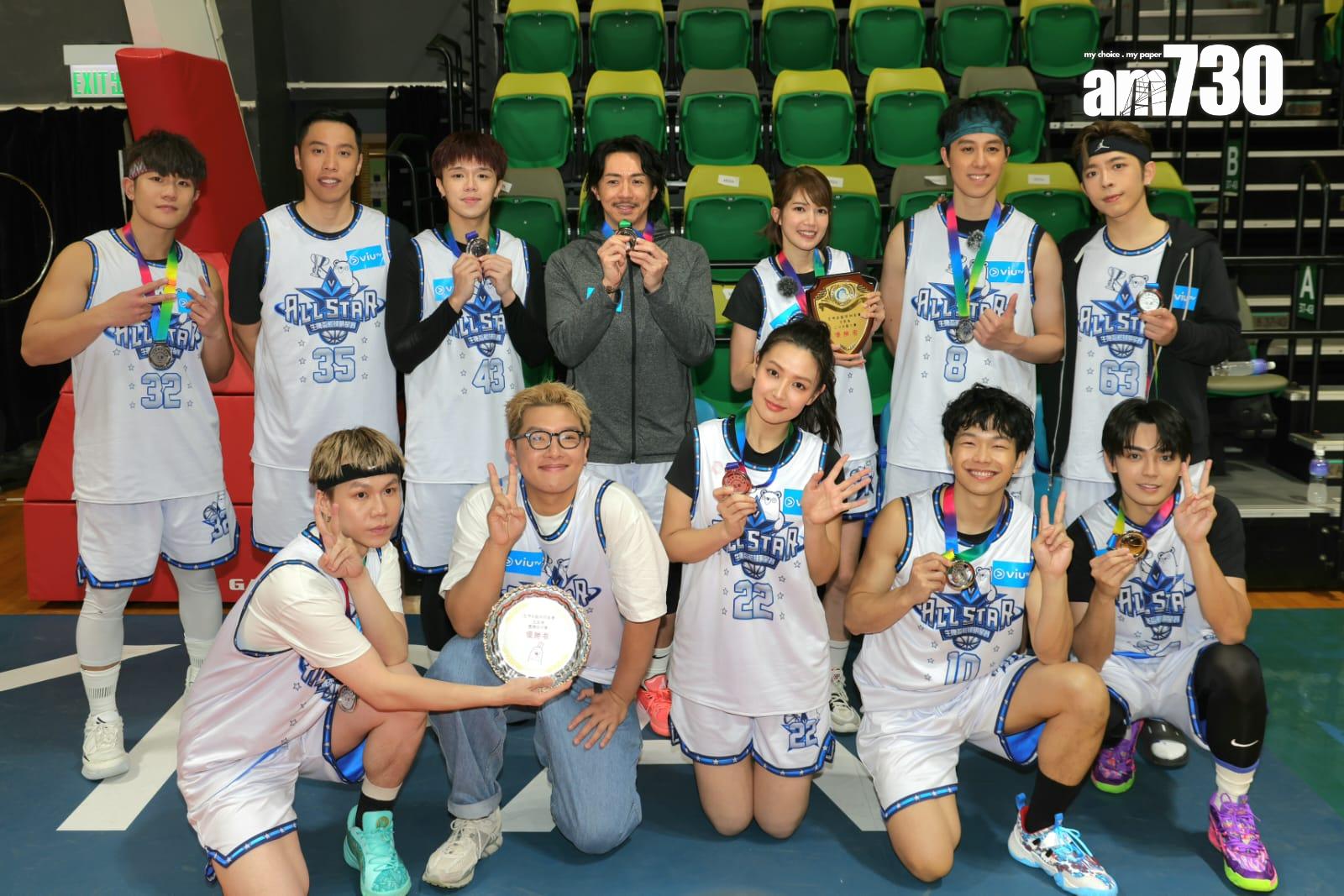 張繼聰、Edan、George、亨仔、希晉和Mandy等所屬的白隊,獲得銀牌。(吳康琦攝)