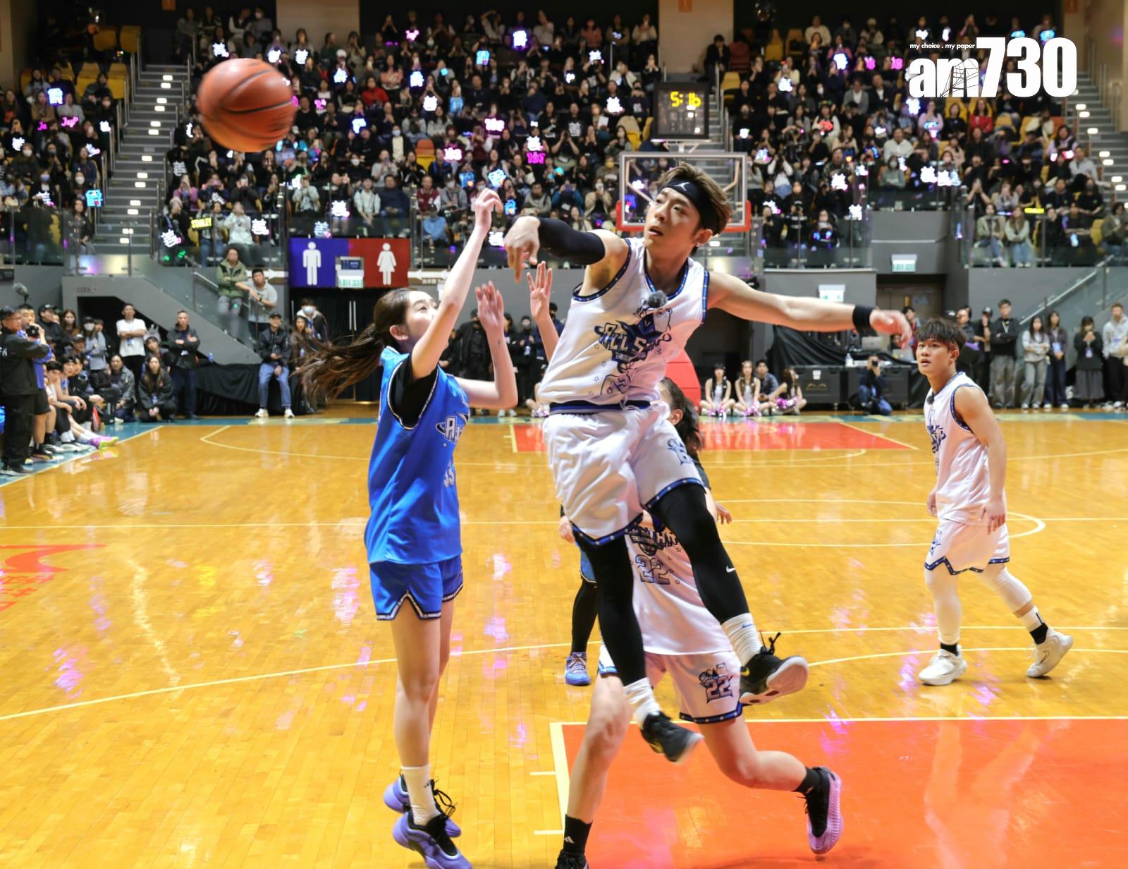 Edan代表白隊出戰《生Bear盃籃球明星賽》。(吳康琦攝)