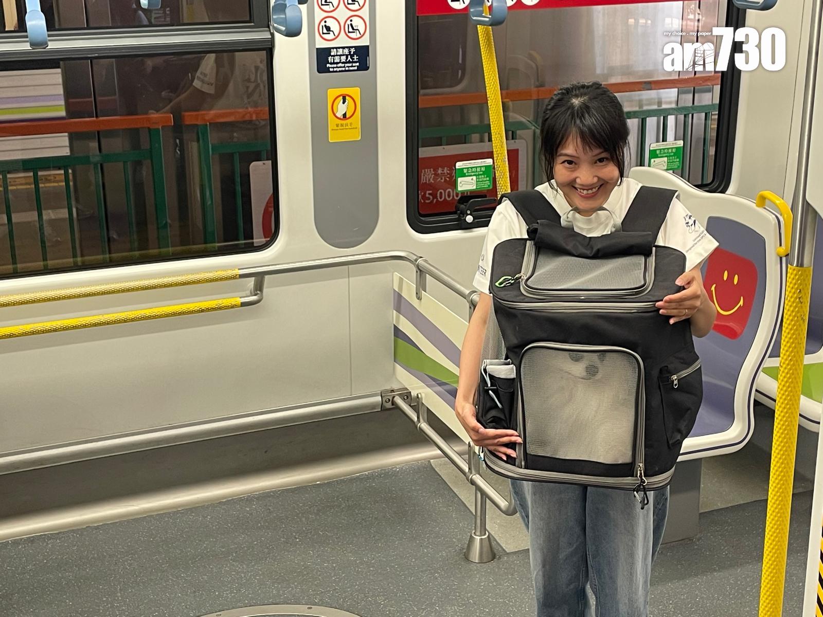 Natalie攜帶愛犬毛毛乘搭輕鐵。(陳家莉攝)