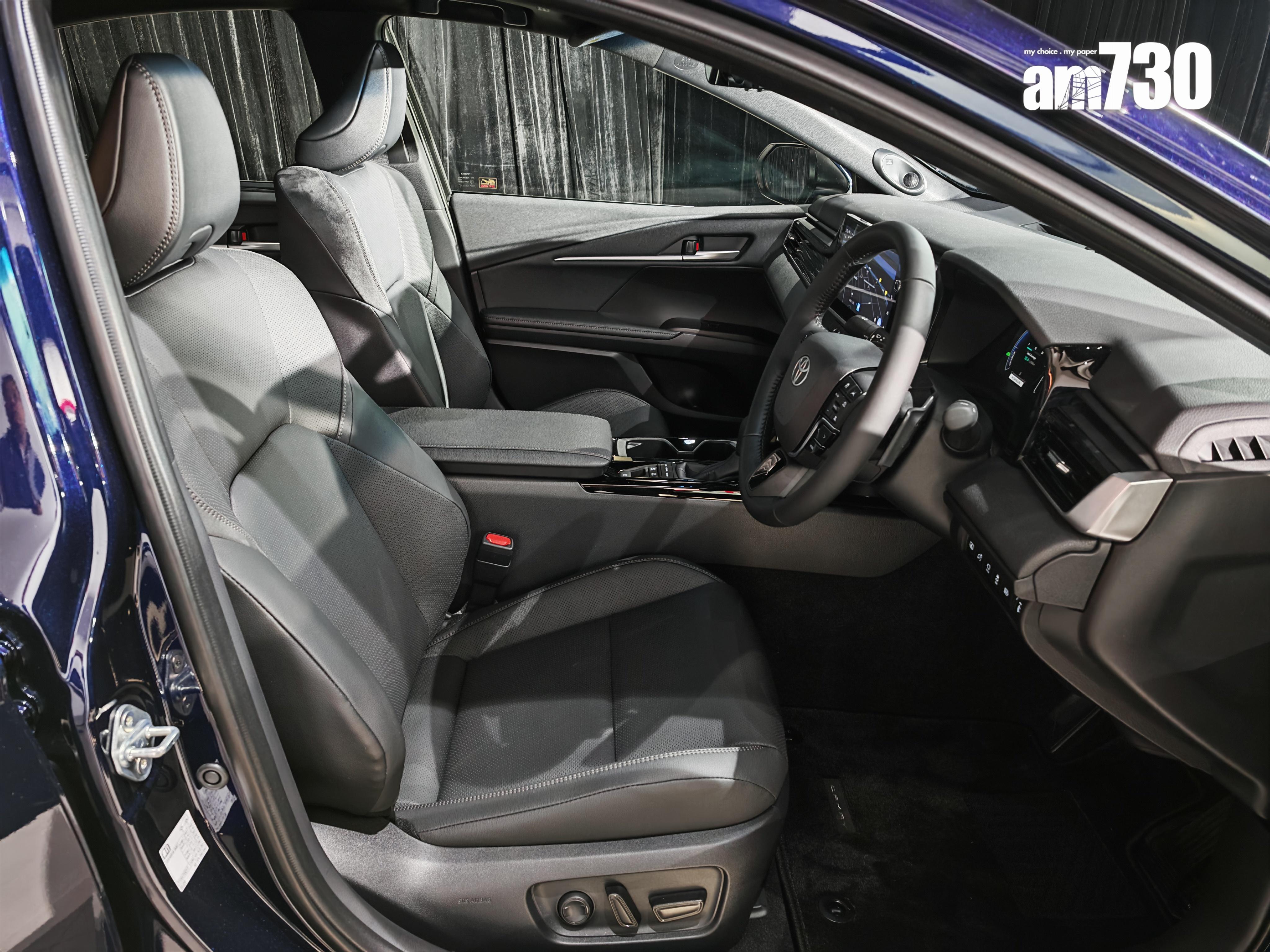 Toyota Camry HEV設有前排冷暖通風電動座椅。