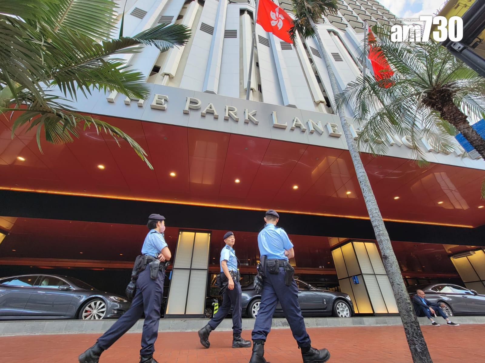杜特爾特早前訪港在灣仔修頓場館出席為黨友競選拉票集會,其下榻的銅鑼灣柏寧酒店有警員巡邏。(鍾式明攝)