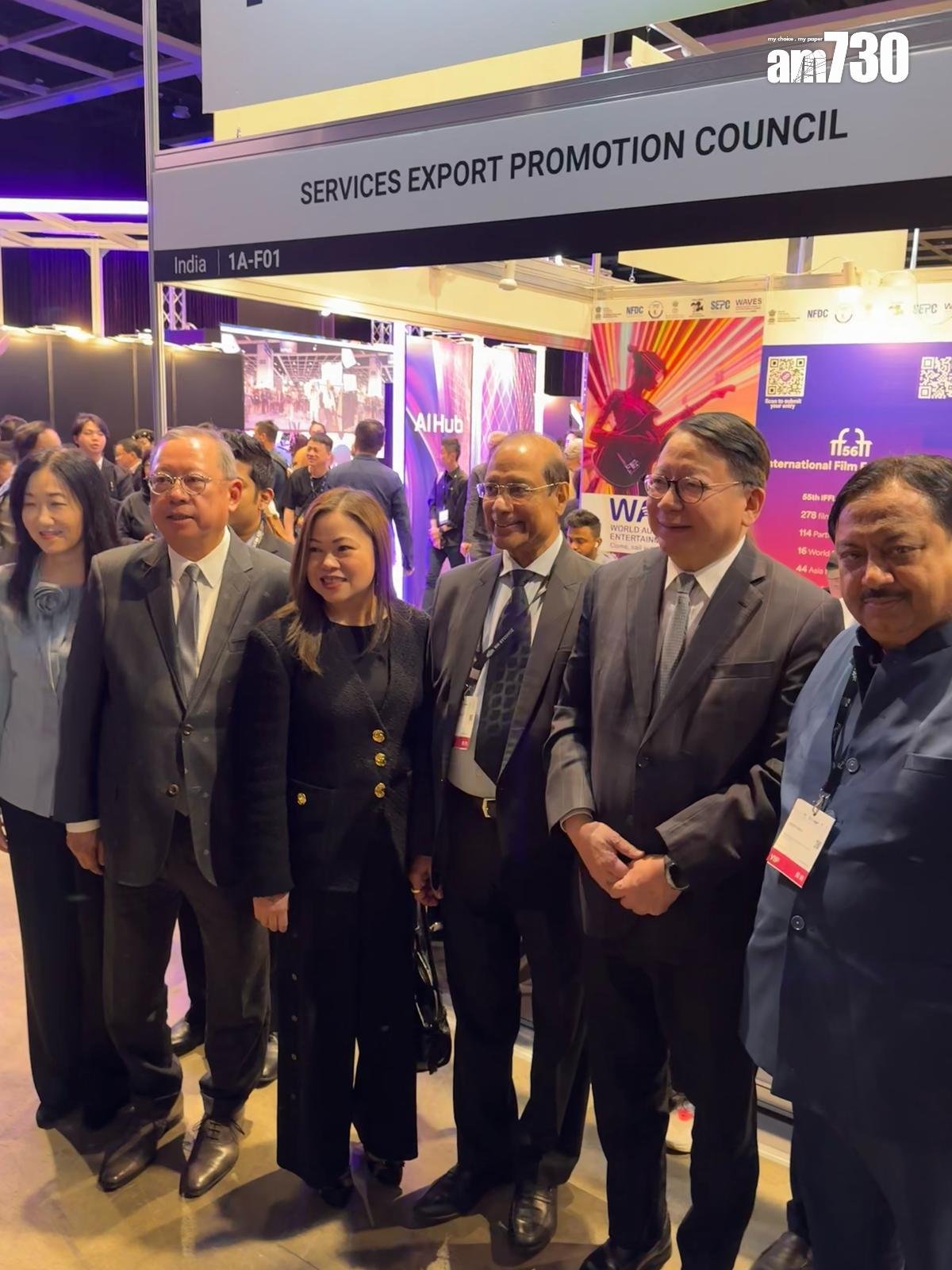 羅淑佩、林建岳今日現身香港國際影視展。 (吳康琦攝)