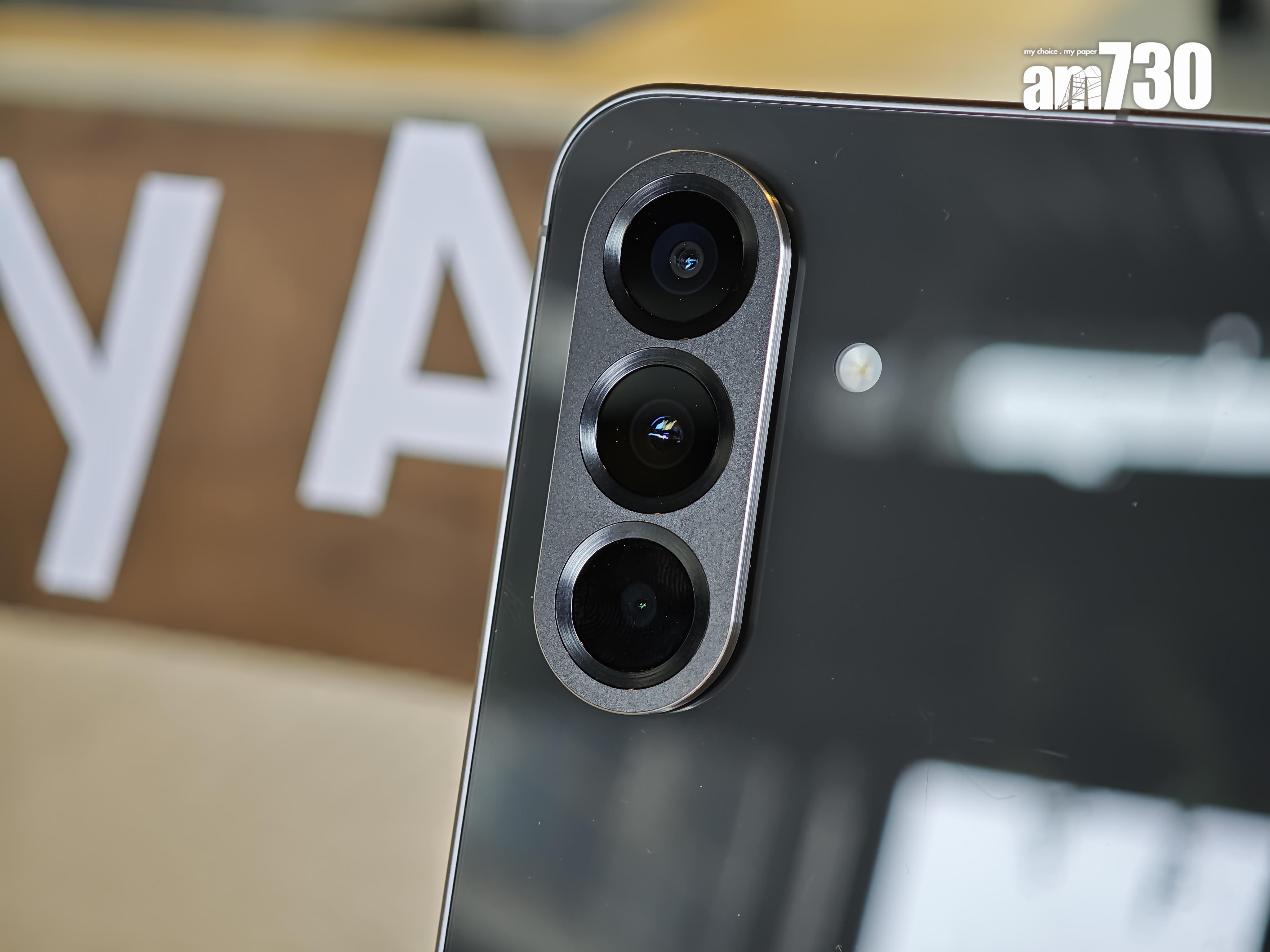 Samsung Galaxy A56有50MP主鏡、12MP超廣角鏡及5MP微距鏡。