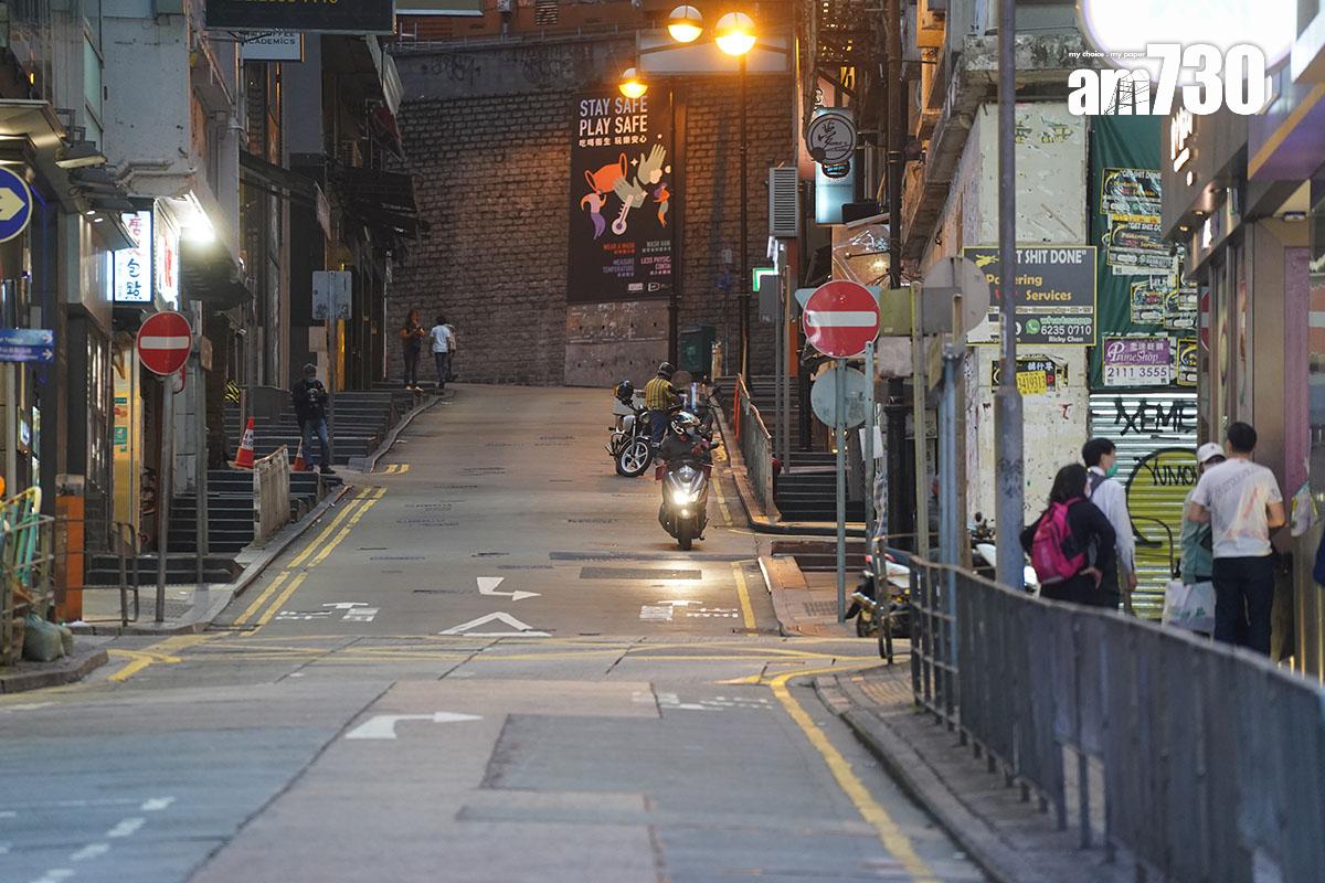 一名中年男子昨日在德己立街暈倒,送院後不治。(資料圖片)