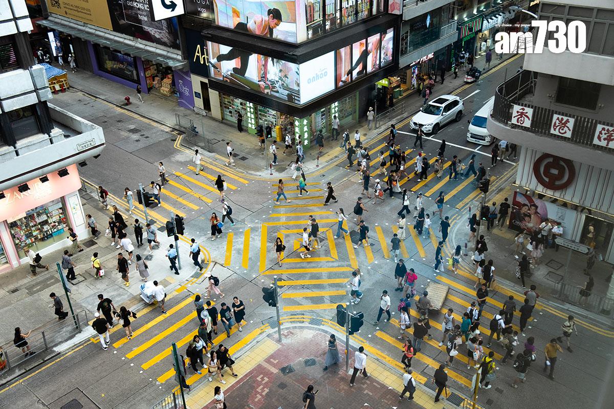 警方今星期起在全港各區打擊行人違例事項。(資料圖片)