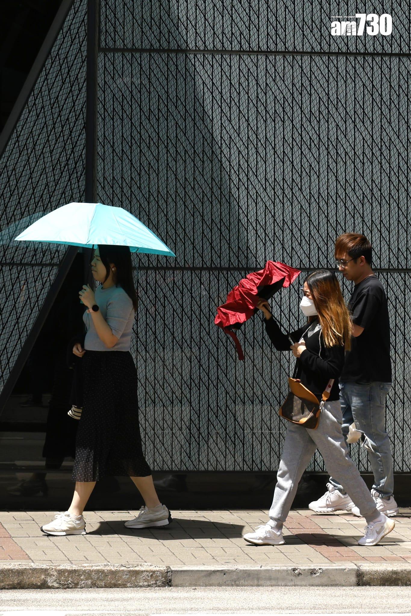 天文台發出酷熱天氣警告(林俊源攝)