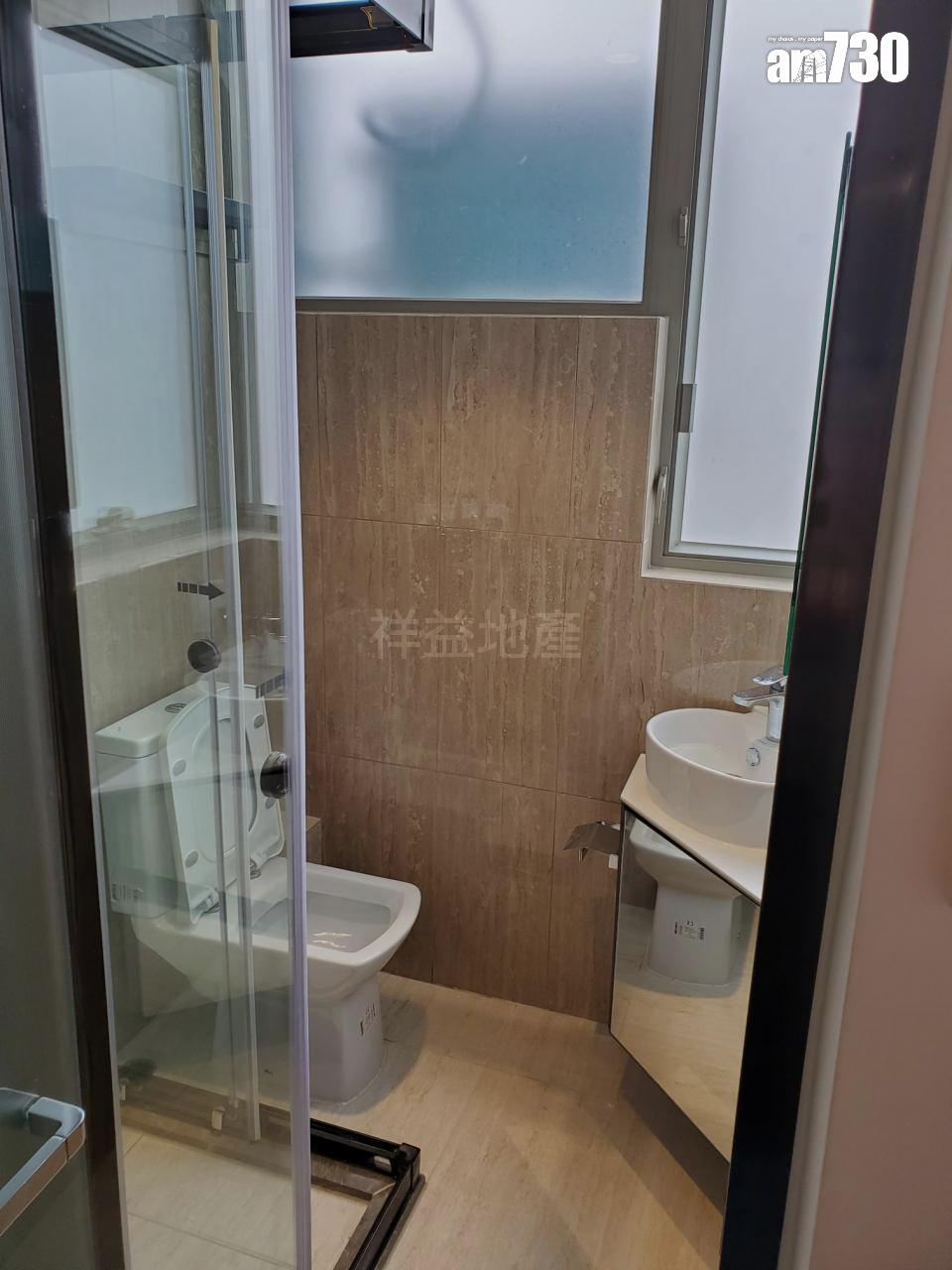 屯門菁雋「龍床盤」開放式210萬有找 內地投資者full pay承接(有相)|二手蝕讓