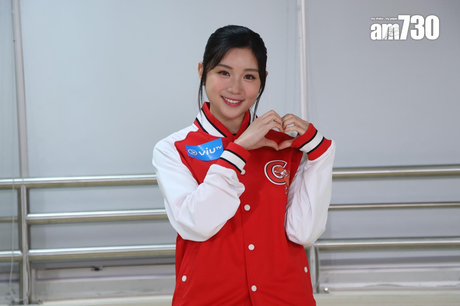 Candy為Marf任Coldplay演唱會嘉賓的演出感驕傲,大讚她有壓台感。(娛樂組攝)