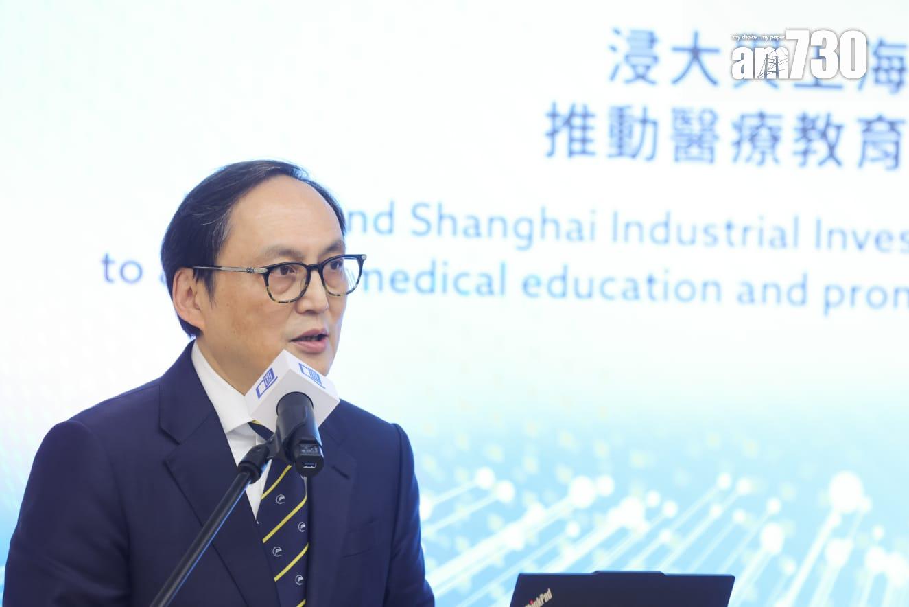 浸大新醫學院籌備委員會聯席主席、前沿轉化醫學研究院聯合創始人霍文遜教授。(吳康琦攝)