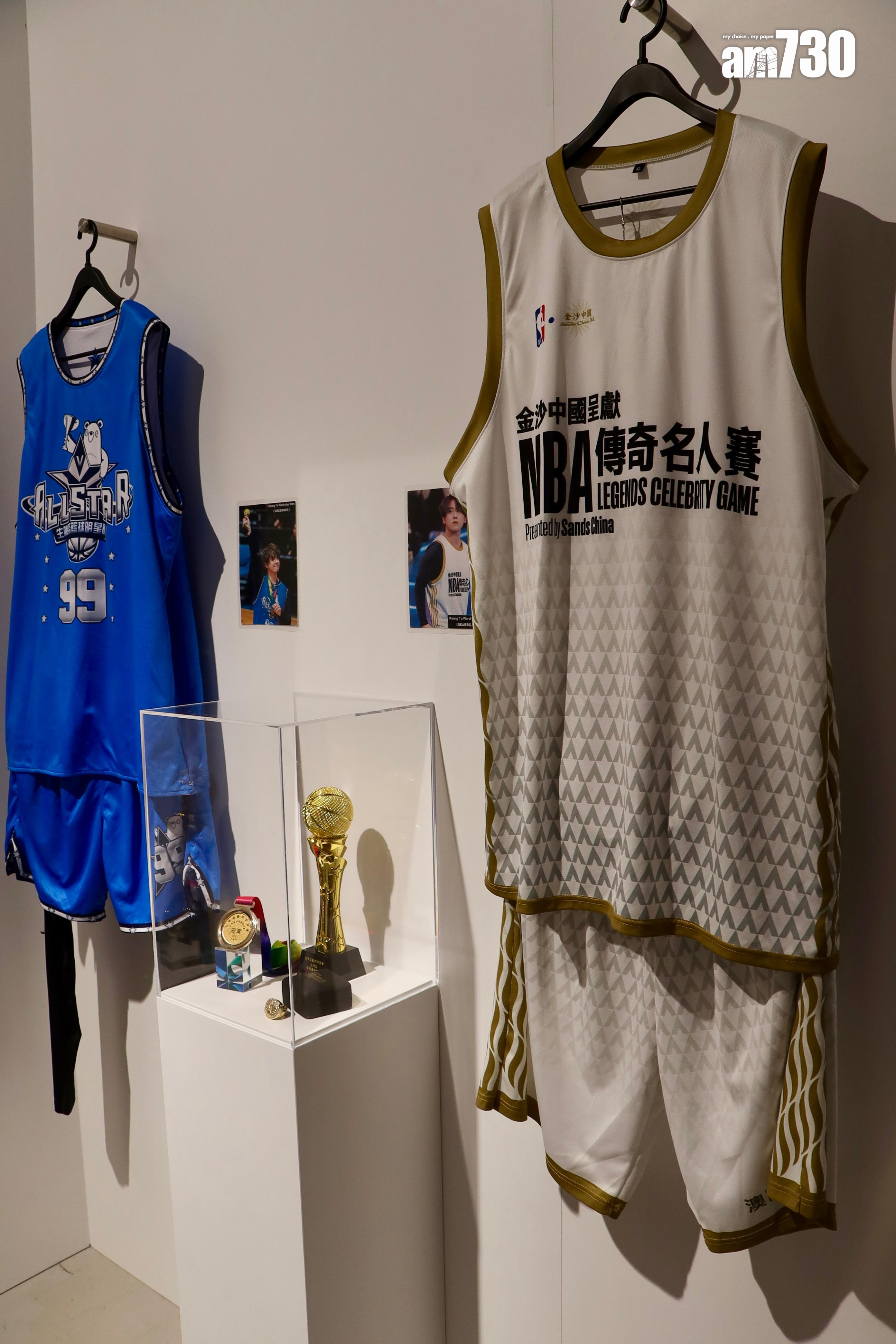 看姜濤生日展覽,籃球主題絕不能少。(娛樂組攝)