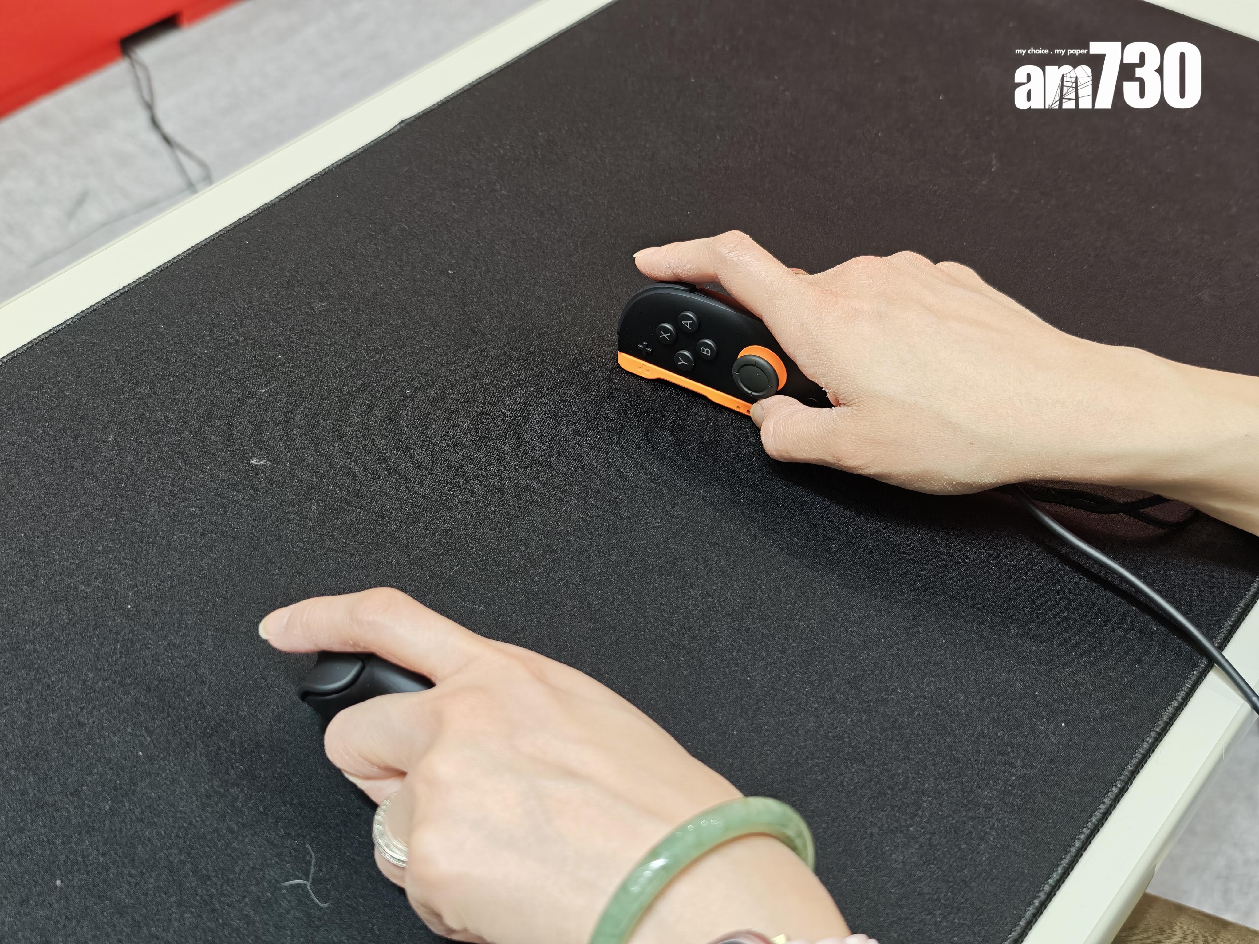 利用雙手以滑鼠般模仿輪椅般控制,極為破格。