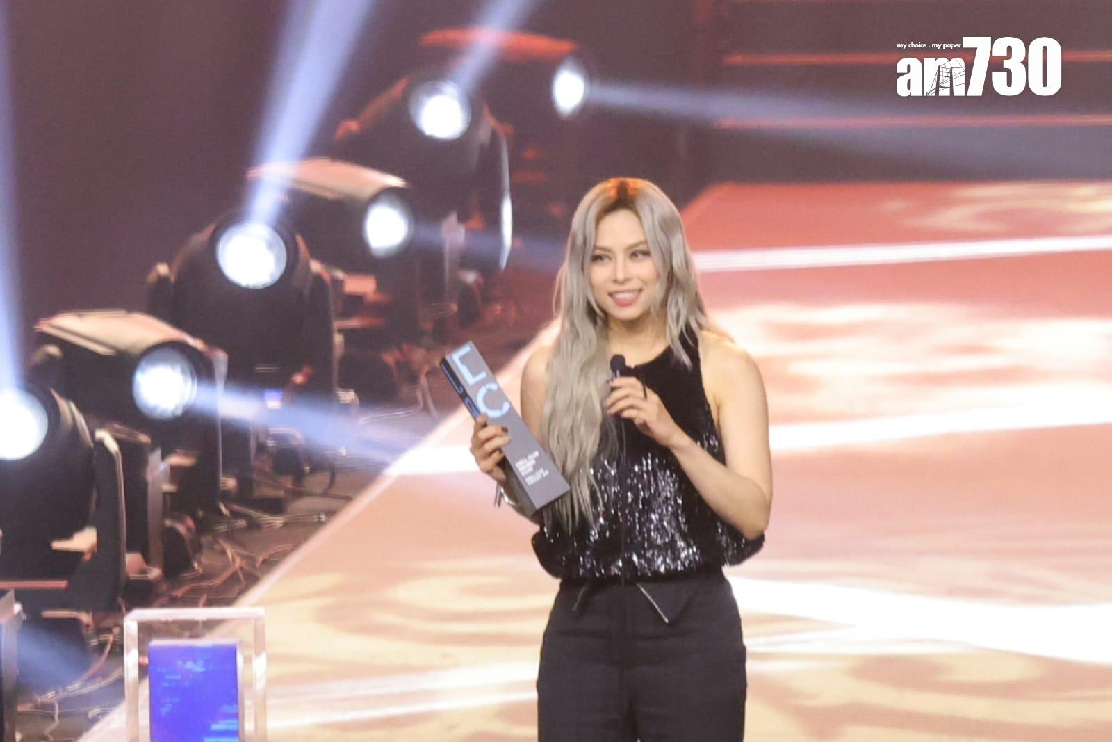 Chill Club年度女歌手金獎:Gin Lee李幸倪