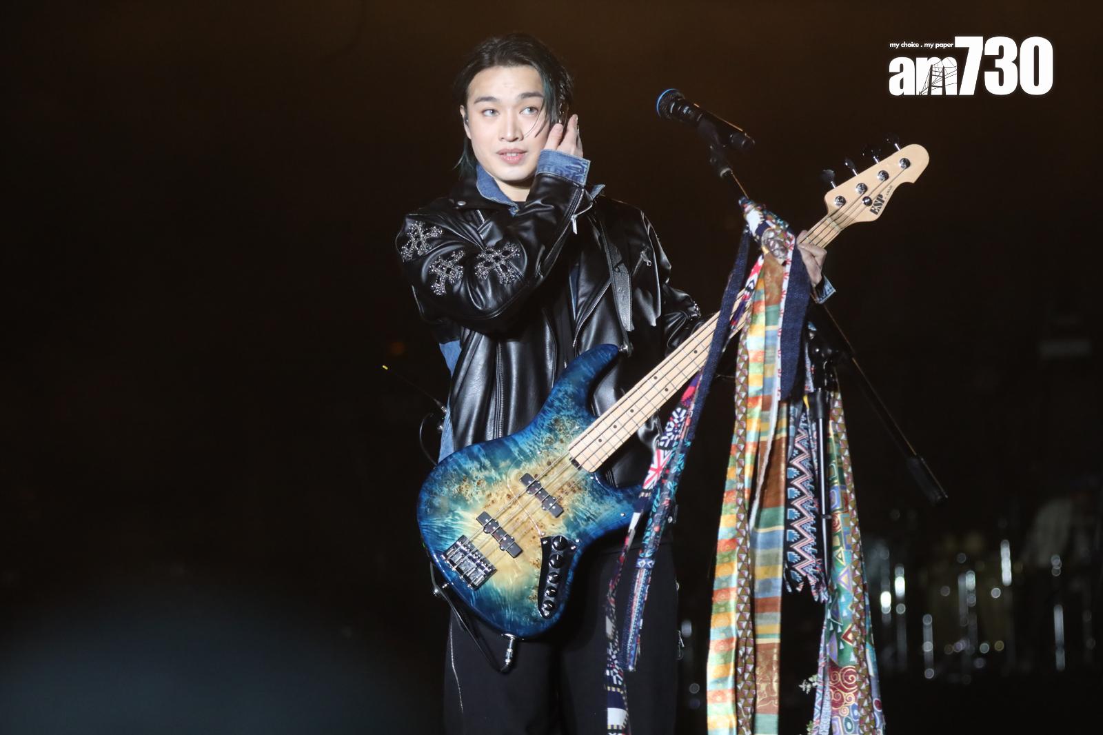 Tiger在《Manifest | Wild and Gentle Live 2025》演唱會,化身band友。(娛樂組攝)