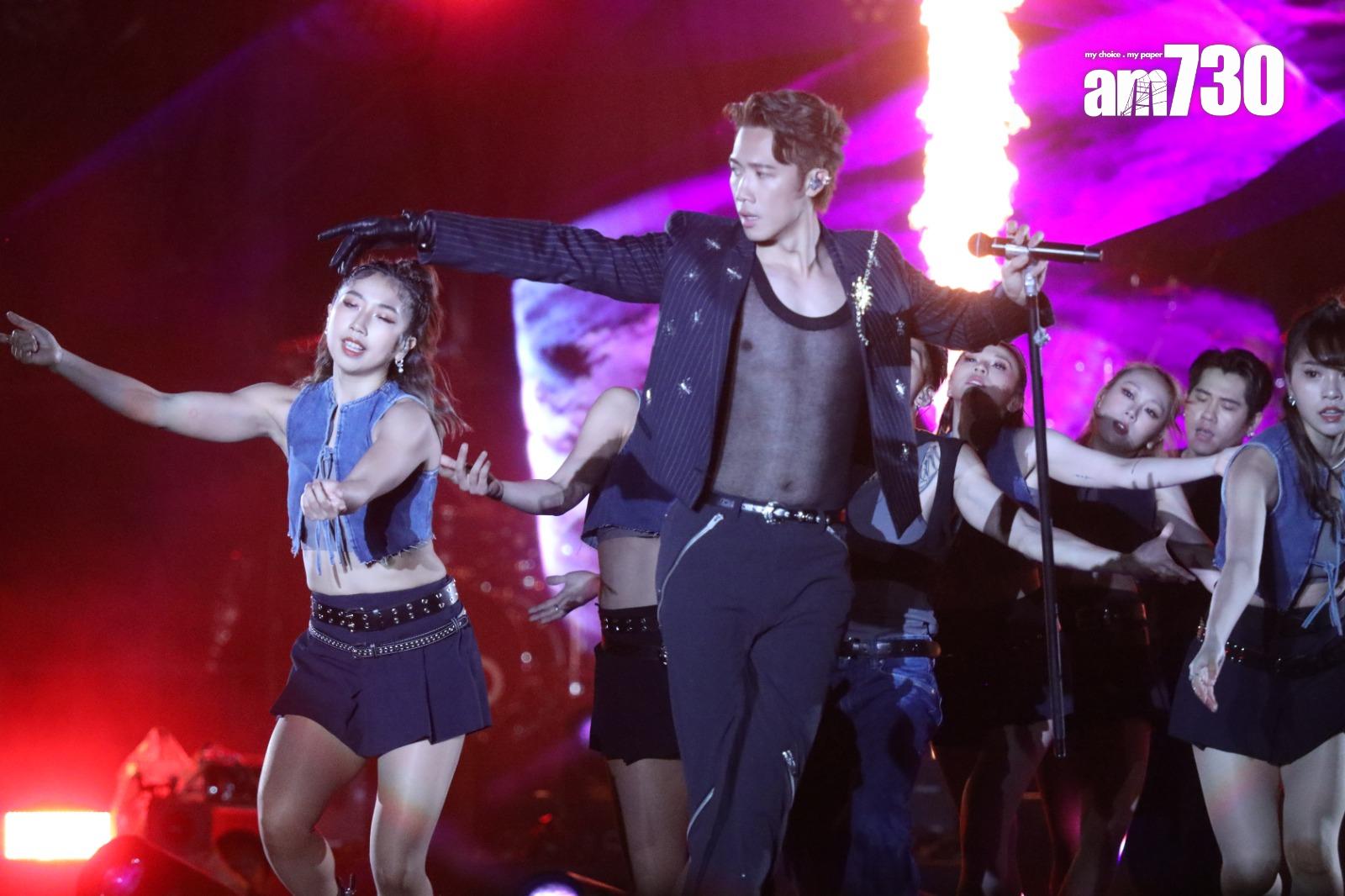 Stanley邱士縉透視裝上陣,「大表波」約隱約現。(娛樂組攝)