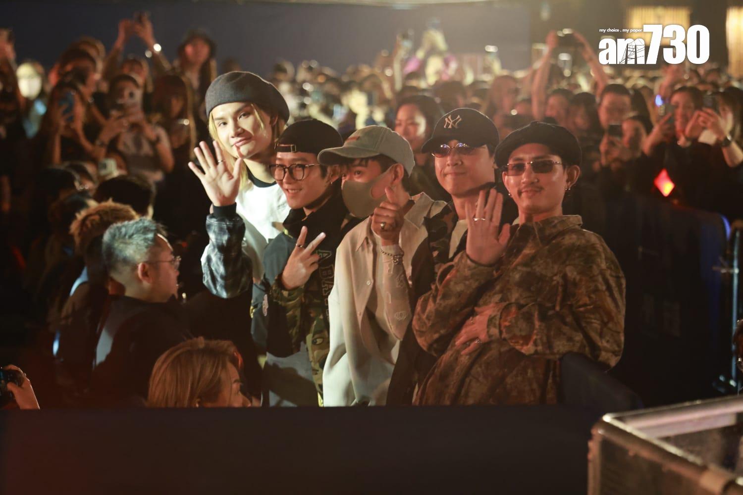 Lokman、AK、Alton、Frankie和Jeremy入場支持隊友開騷。(羅錦鴻攝)