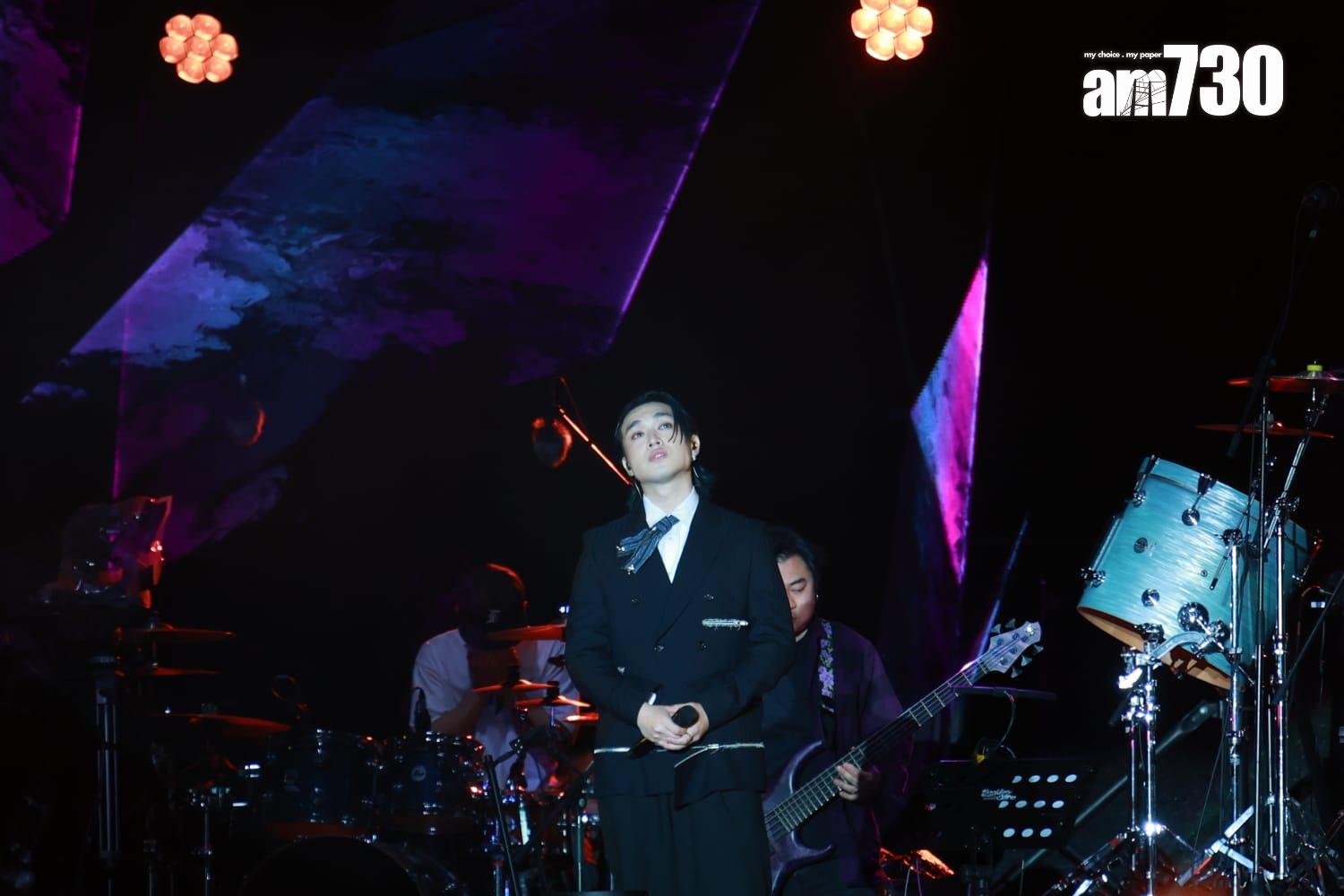 Jer柳應廷在《Wild and Gentle Live 2025》演唱會solo環節,負責Gentle部分。(羅錦鴻攝)