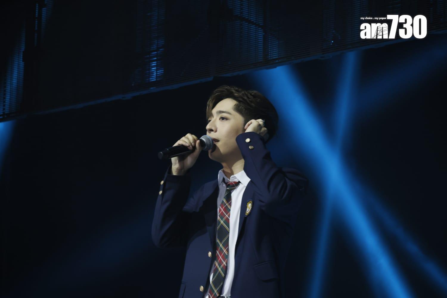 Edan以校服look獻唱新歌《To 膠 ther》,送給入場支持《膠戰 RUN FOR YOUR LIVE》的觀眾。(林俊源攝)