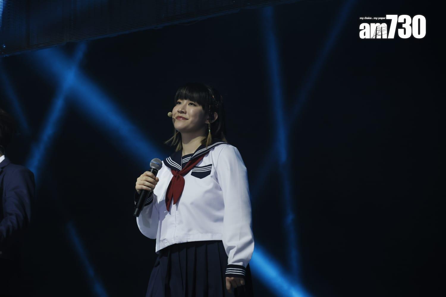 阿正以校服look獻唱新歌《To 膠 ther》,送給入場支持《膠戰 RUN FOR YOUR LIVE》的觀眾。(林俊源攝)