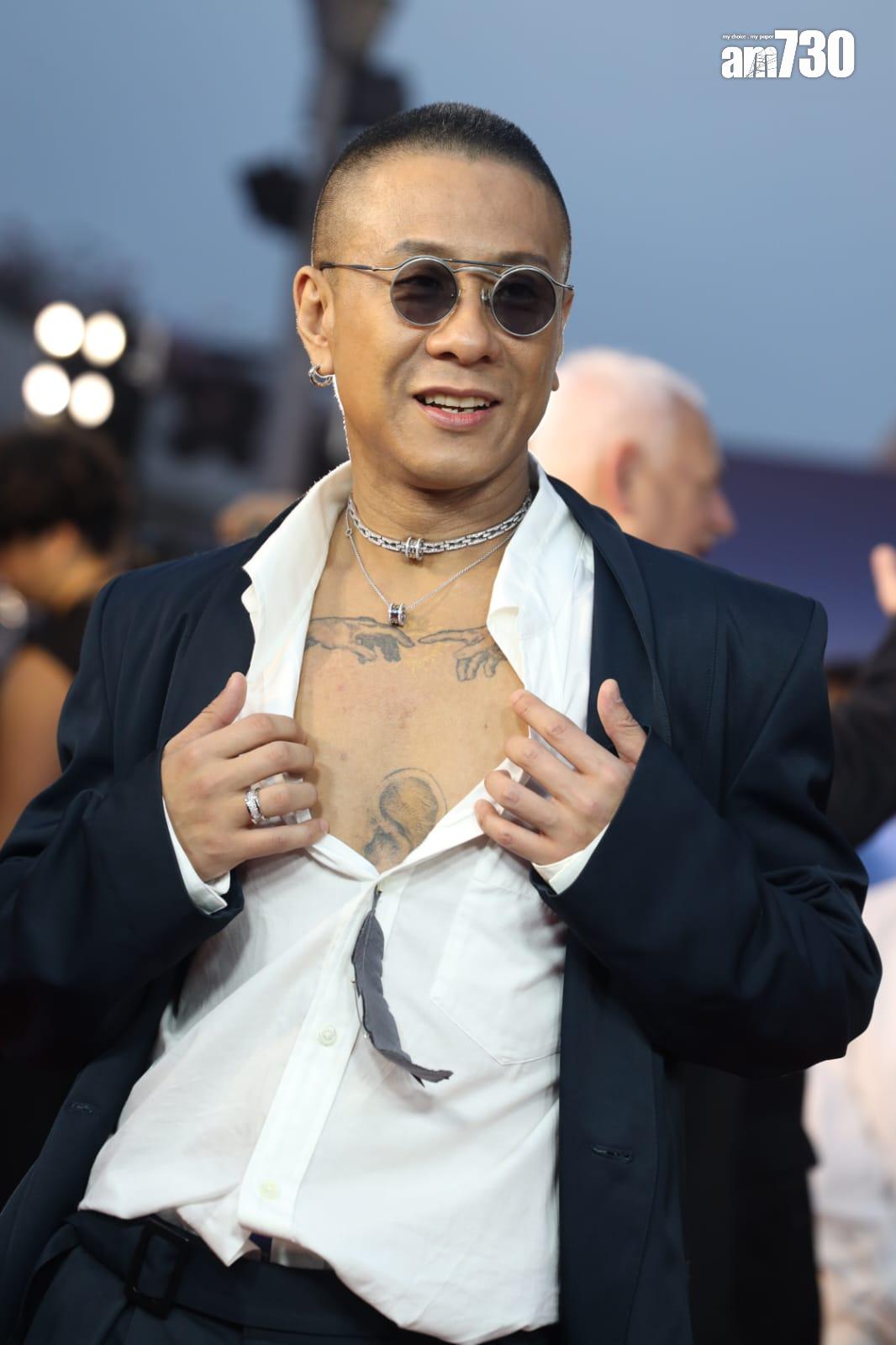 朱栢康騷胸都不能奪「最佳衣著獎」。