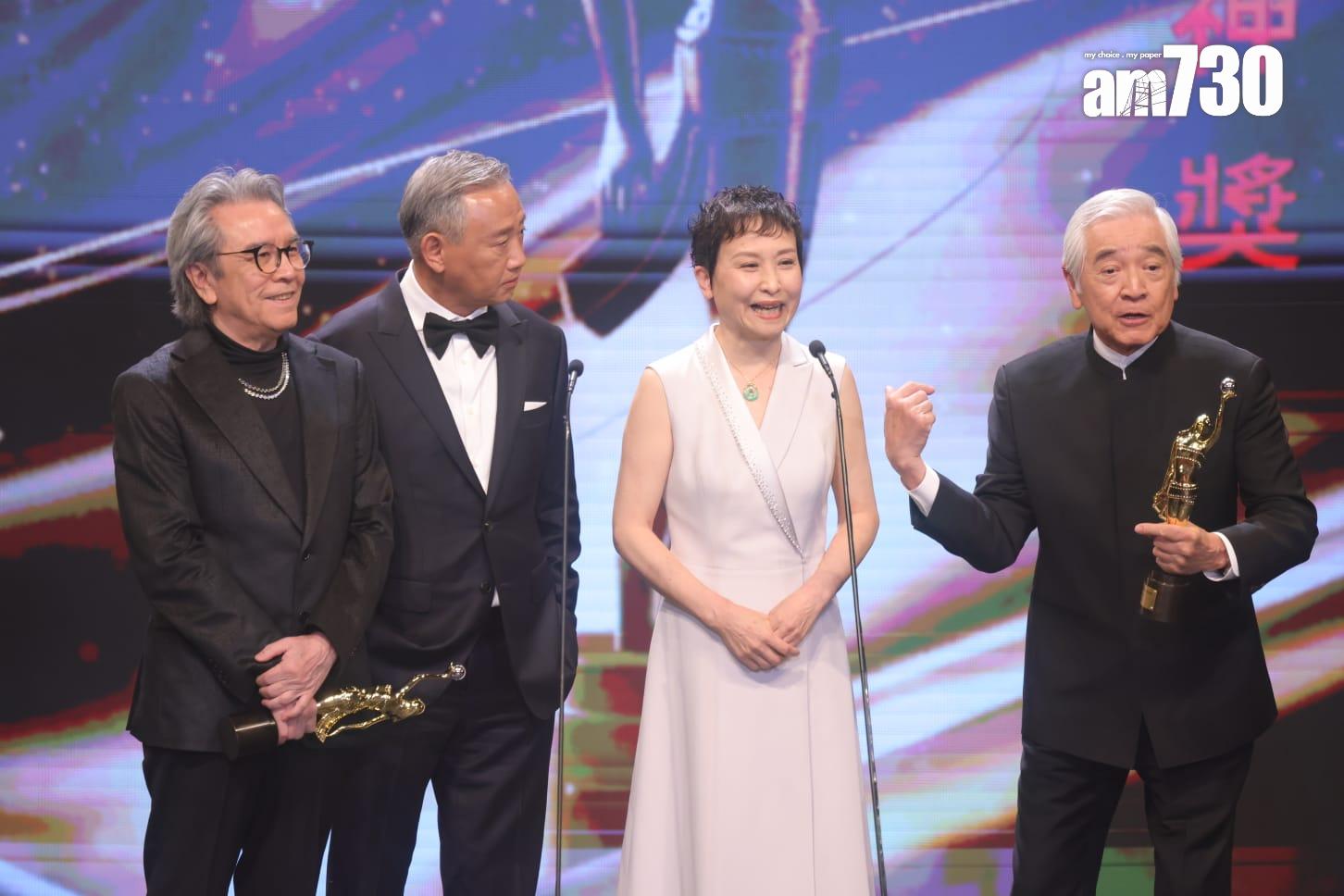 姜小亮、韓冬青獲頒「專業精神獎」。