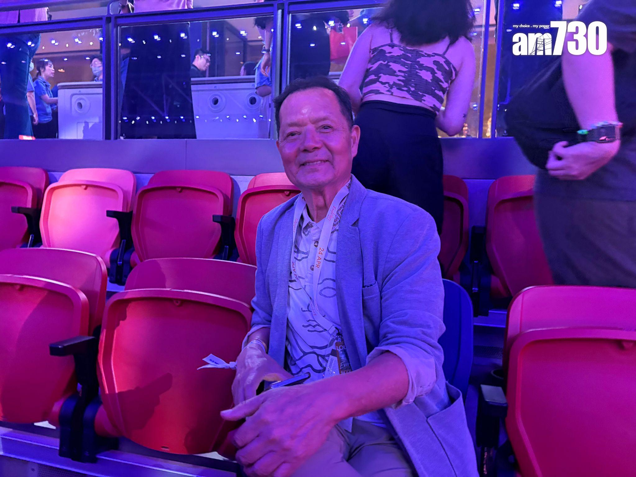 《中年好聲音》的吳大強到場睇騷。 (娛樂組攝)