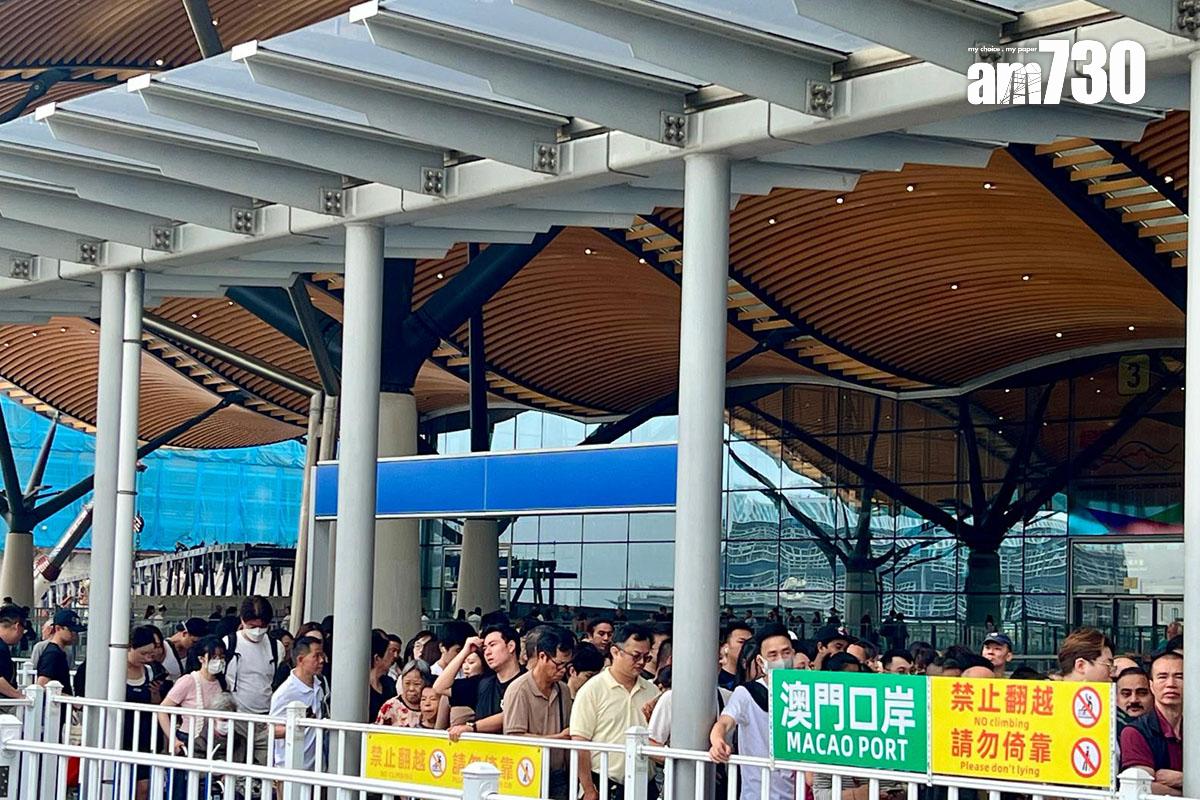 復活節長假期有不少市民離港外遊。(資料圖片)