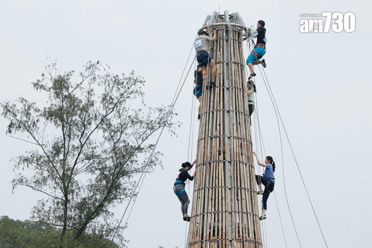 康文署今日舉行攀爬包山及防墮安全訓練。(蘇文傑攝)