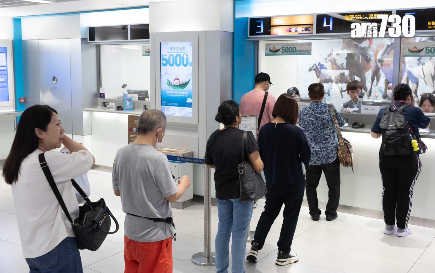 六合彩端午金多寶(蘇文傑攝)