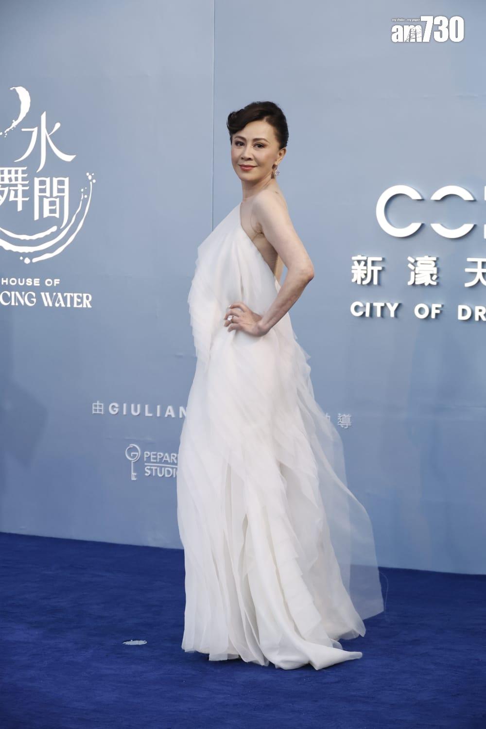 嘉玲指,近年較主力演舞台劇,希望演未曾演過的角色。