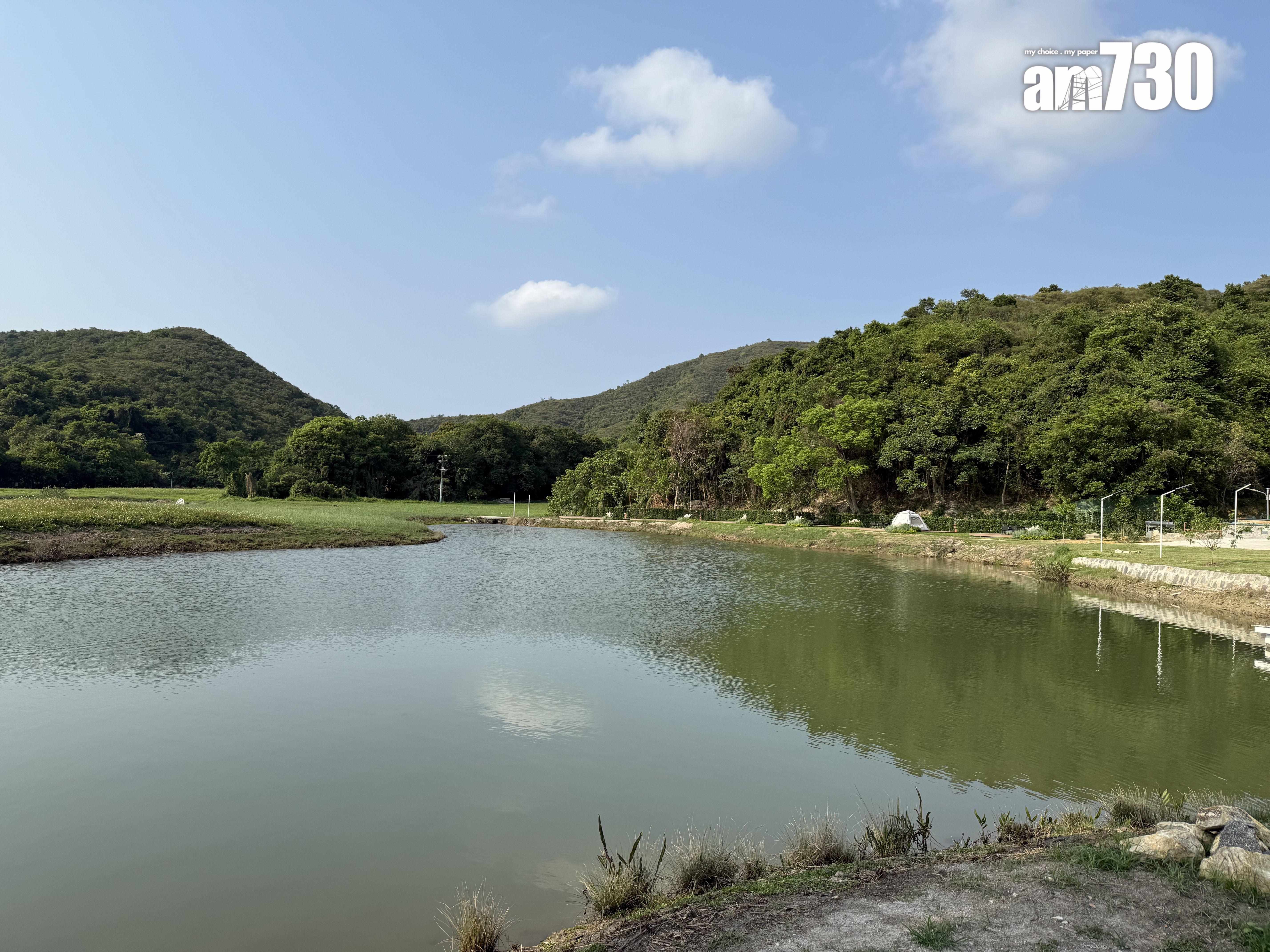 從教堂附近的魚塘群及大草地
