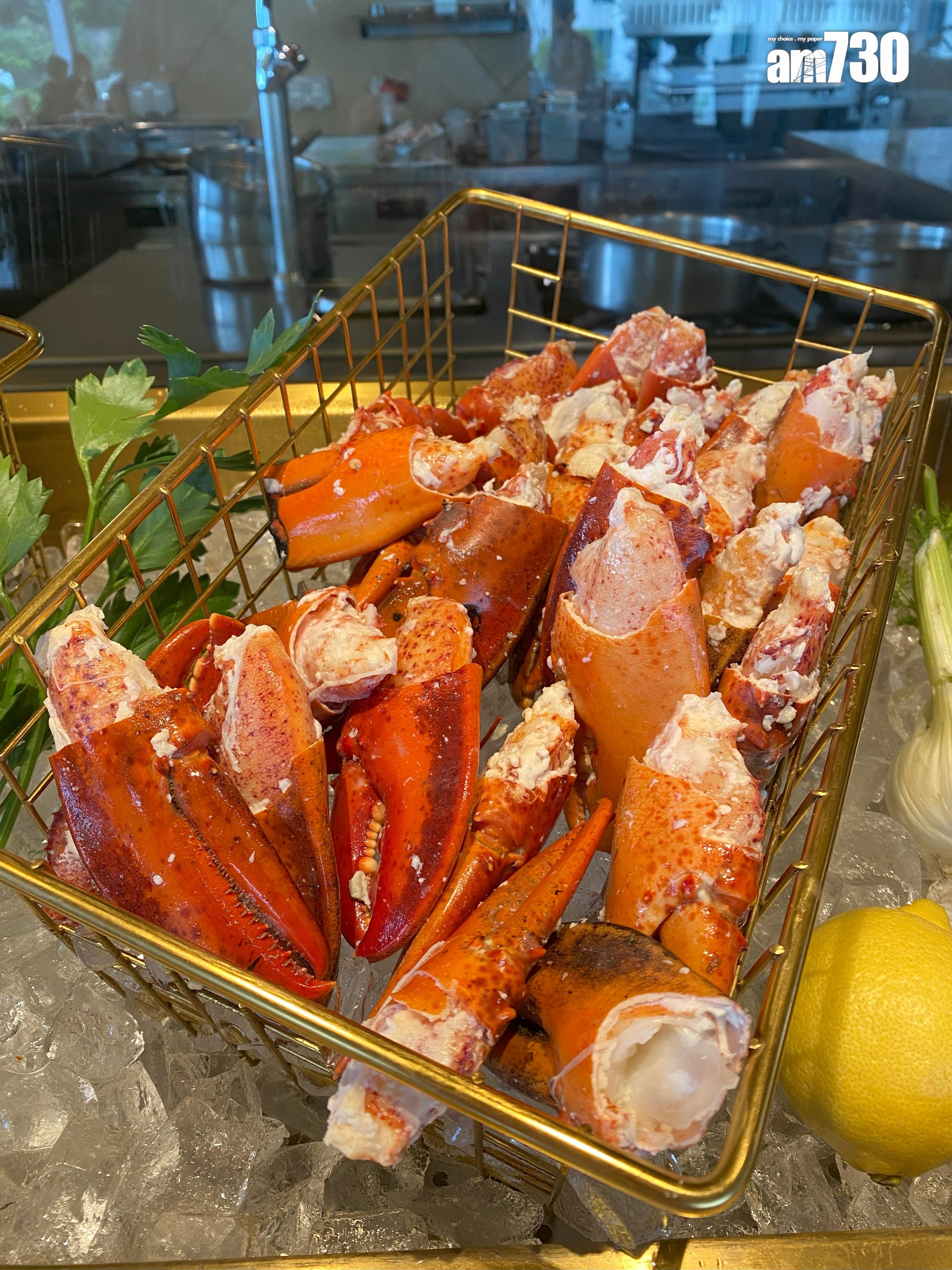 龍蝦鉗啖啖肉。