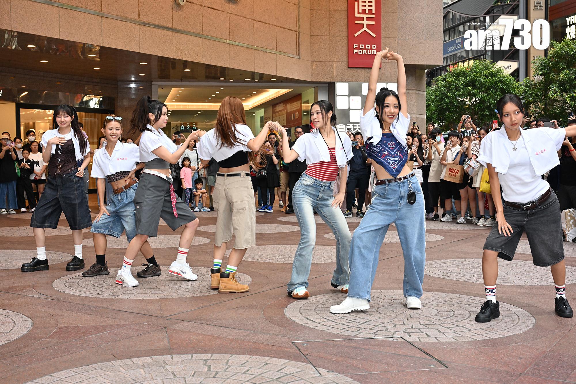 COLLAR快閃跳唱《暴走女團》,大批粉絲守候,場面墟冚。(娛樂組攝)