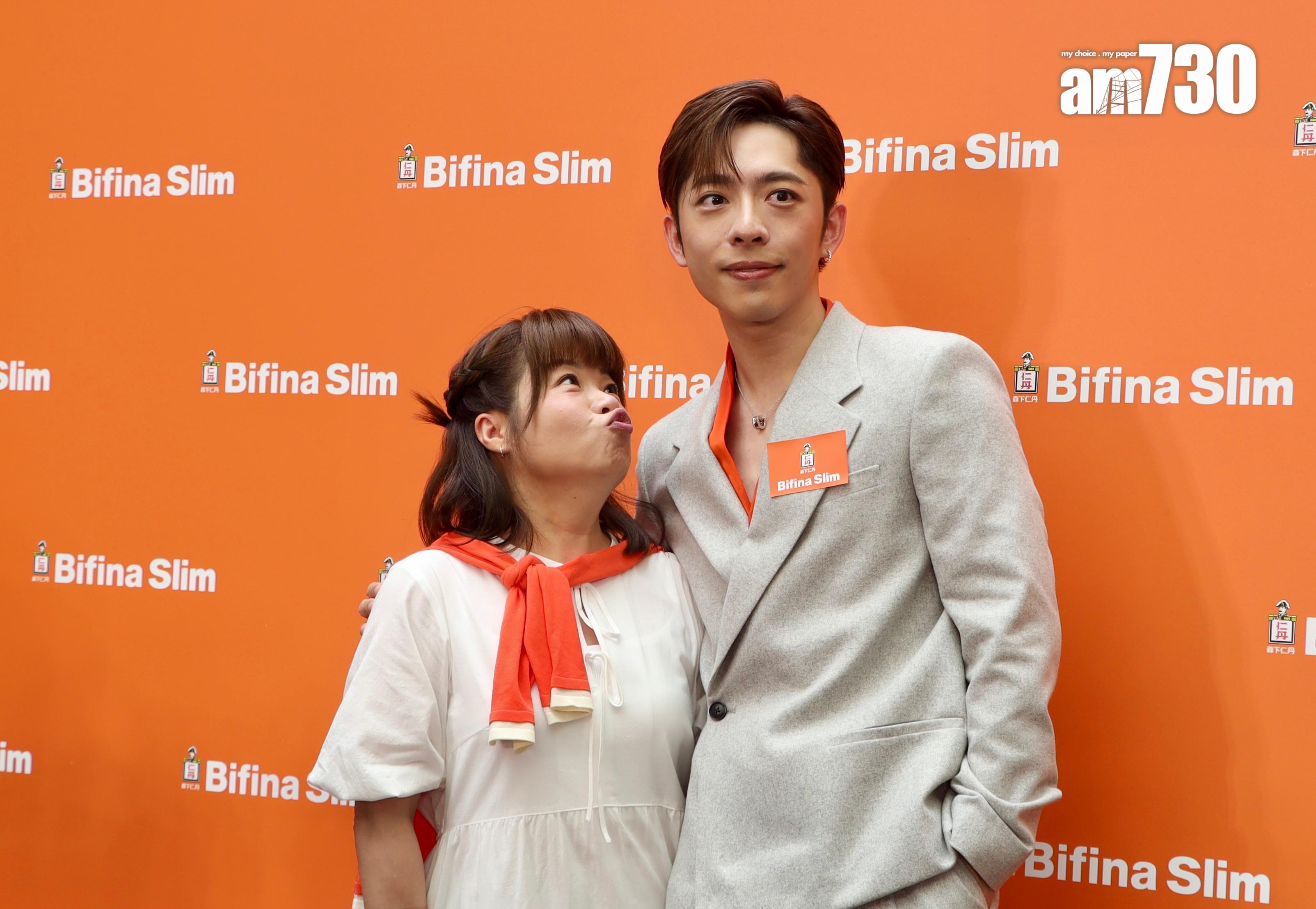 小儀被Edan餵食時,勁怕醜,二人影合照時,她又鬼馬嘟咀。(娛樂組攝)