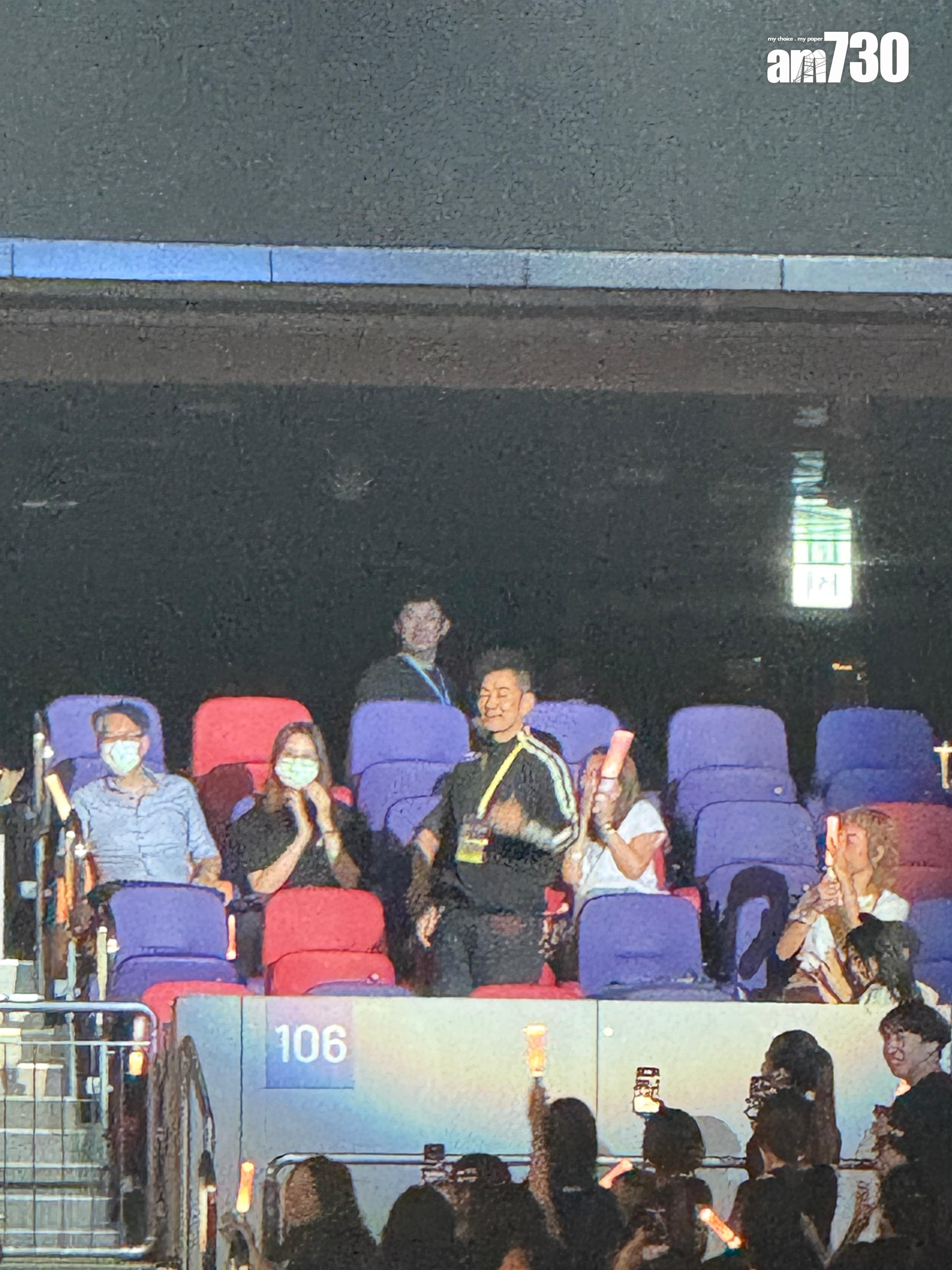 任賢齊不但送花籃,更親自到場支持五月天。(娛樂組攝)