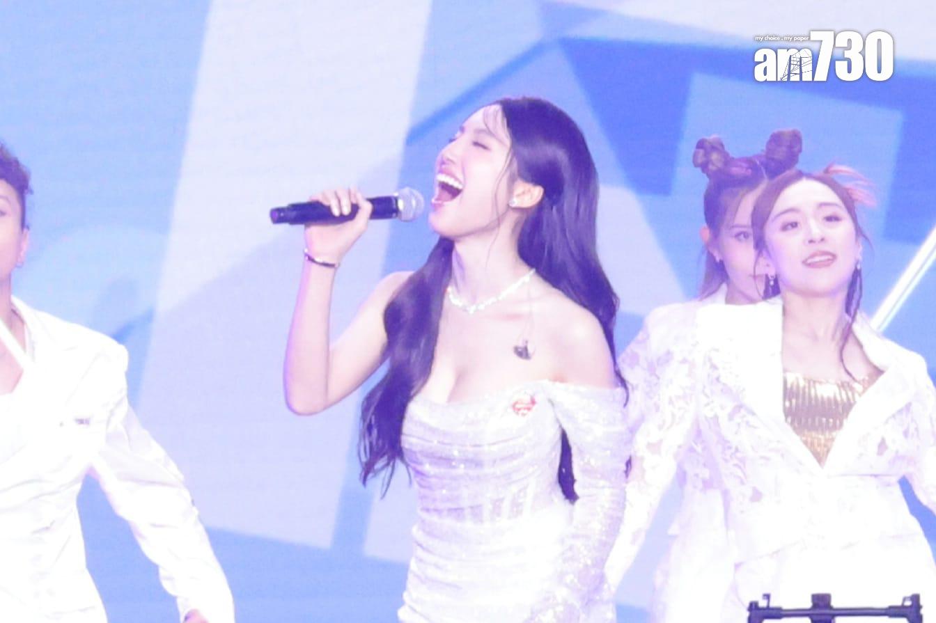 《中年好聲音3》總決賽有海兒開金口。(吳康琦攝)