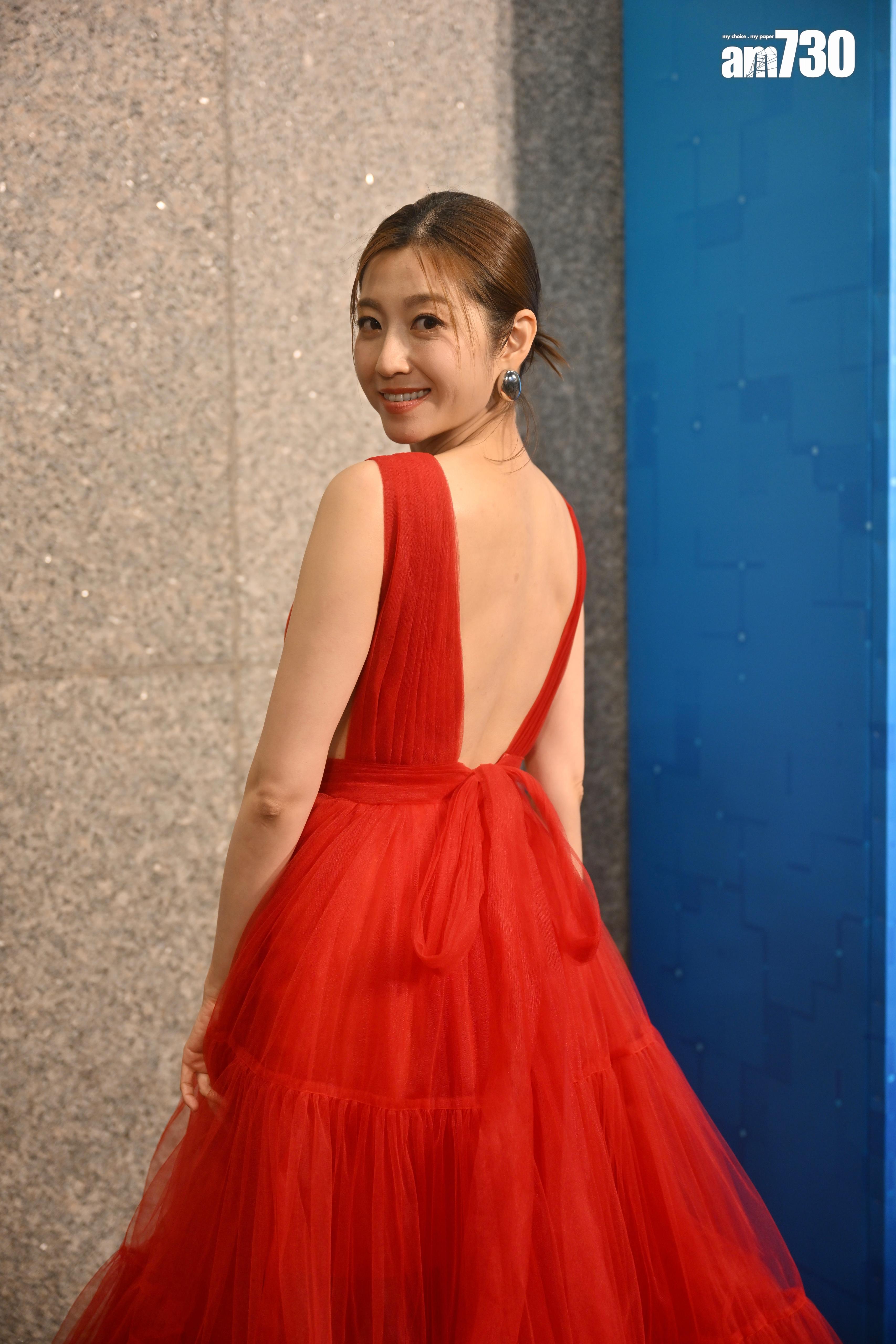 陳自瑤的玉背亦非常吸引。(娛樂組攝)