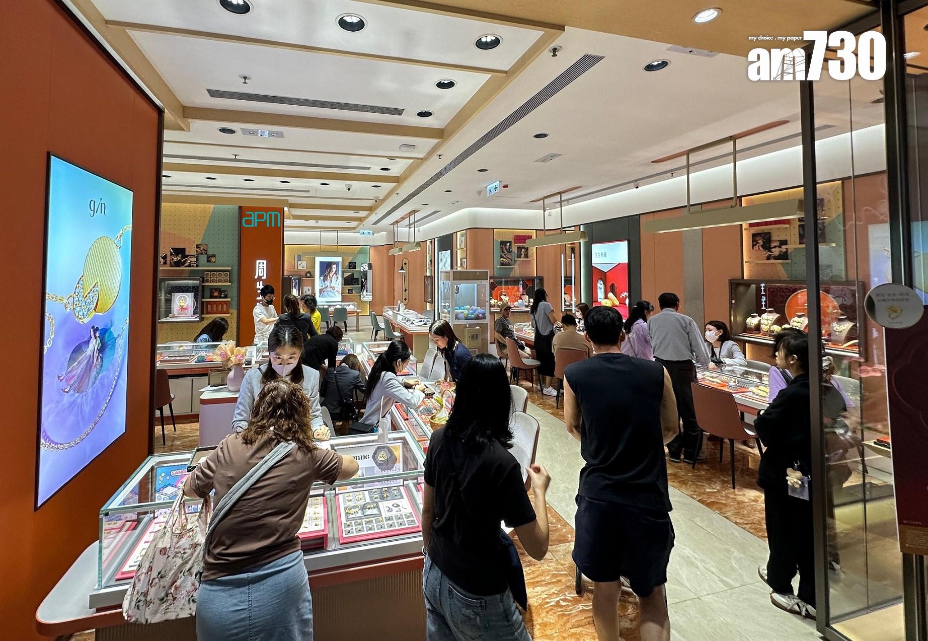 新地旗下商場節日消費生意額及人流升雙位百分比 母親節慶祝食肆最旺場