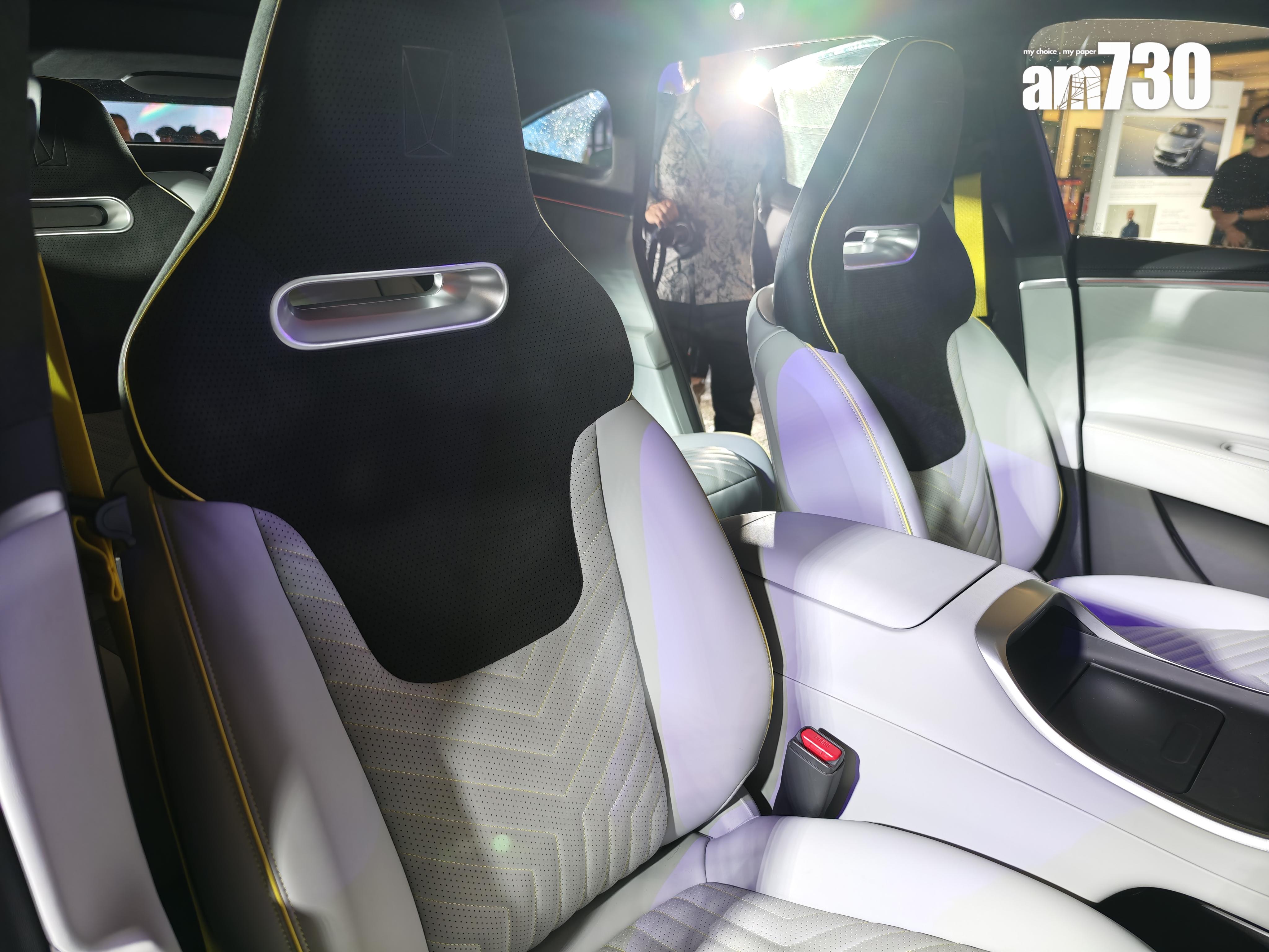 電動車|AVATR 11的NAPPA真皮與麂皮座椅具通風按摩功能。