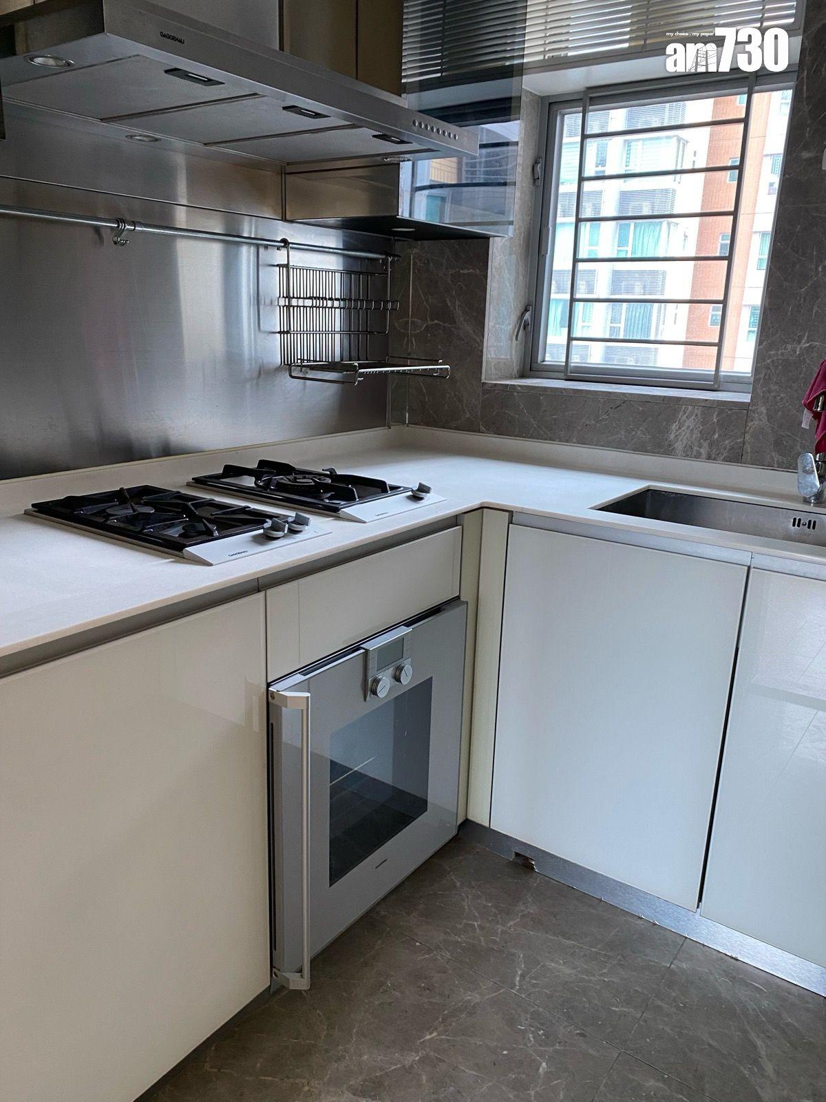 瓏門8座高層J室,實用面積約815方呎 ,四房套房連儲物套房間隔。(代理提供)