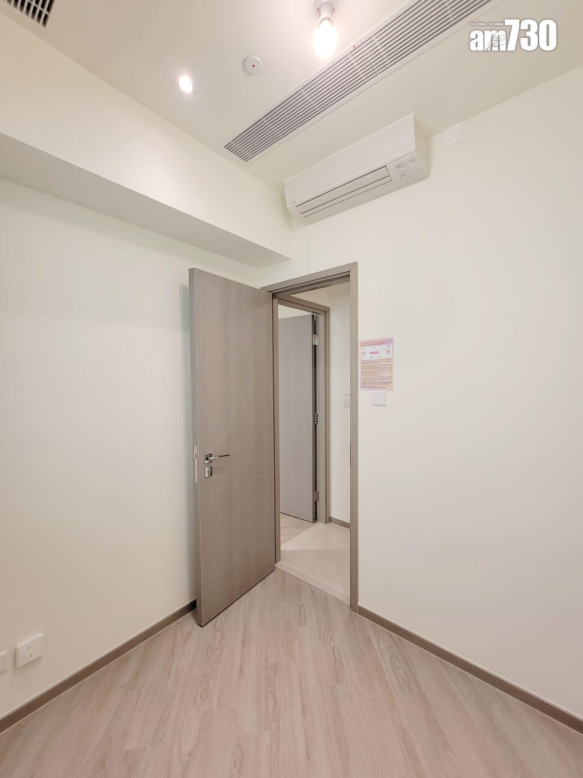 NOVO LAND示範單位|402呎及456呎無改動兩房 收納式摺疊餐桌滿足不同空間需求 (多圖有片)|屯門新盤