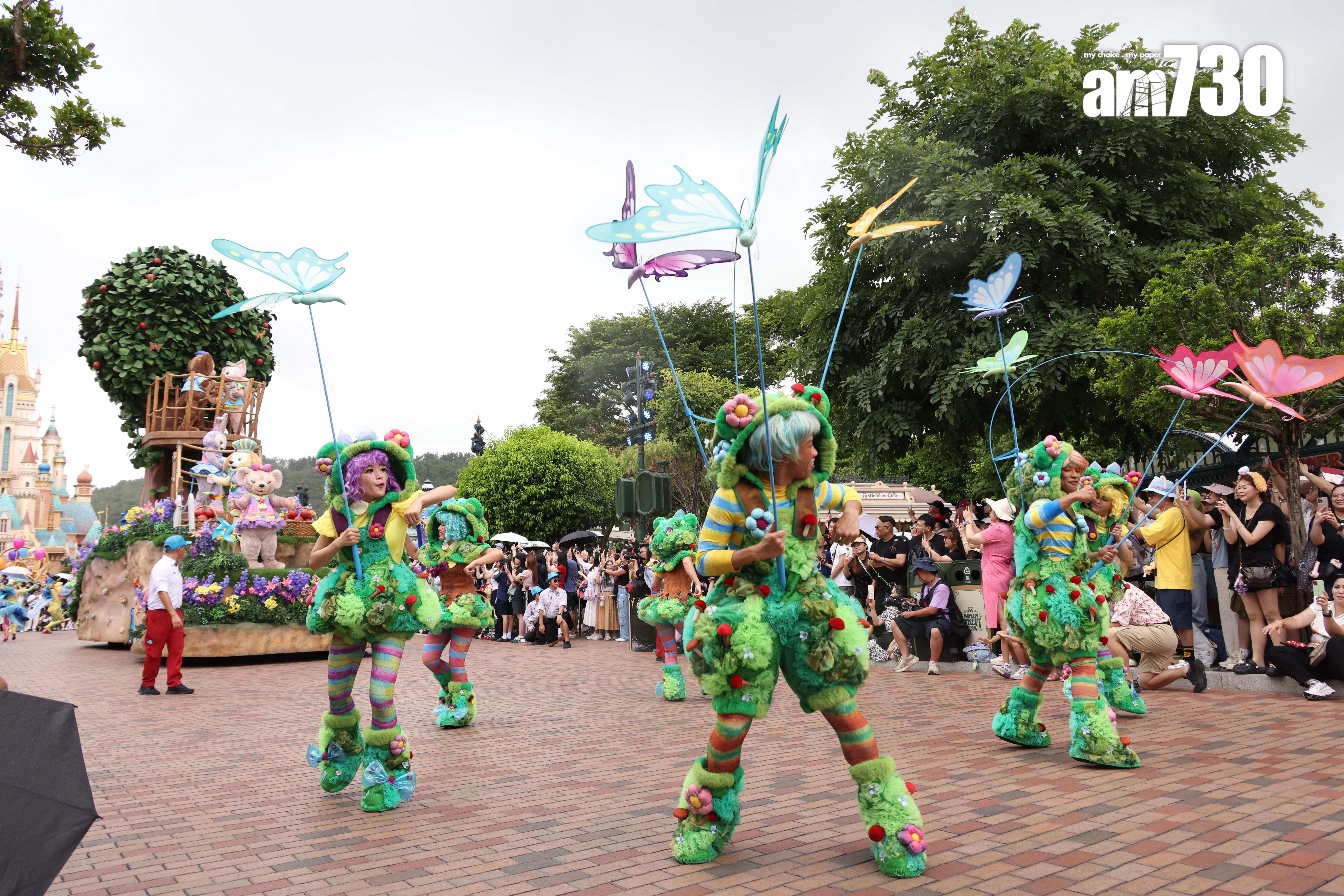 逾100位表演者加入演出。 (林俊源攝)