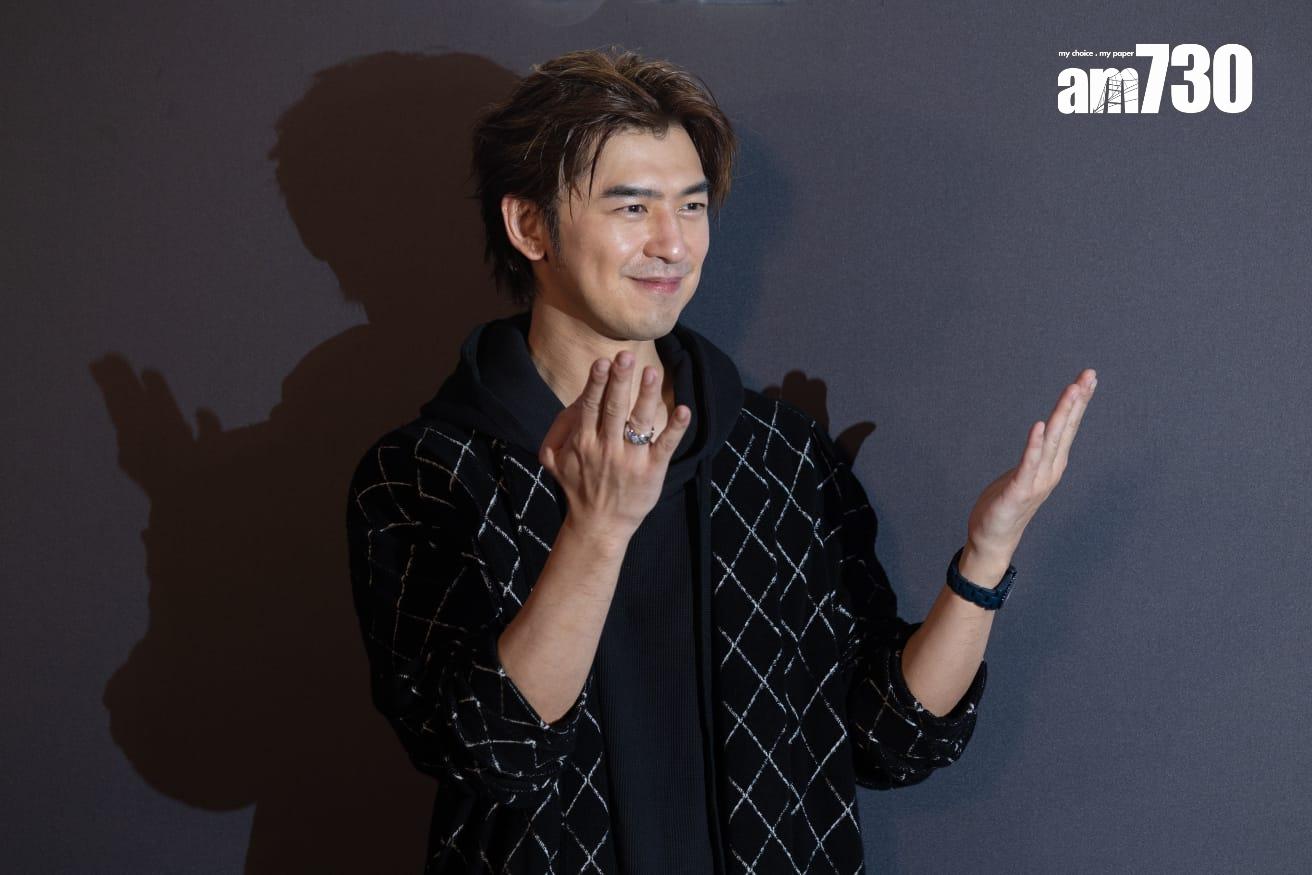 陳柏霖以品牌大使身份出席尖沙咀鐘樓舉辦的品牌慶祝派對,表情趣怪,非常親民。(蘇文傑攝)