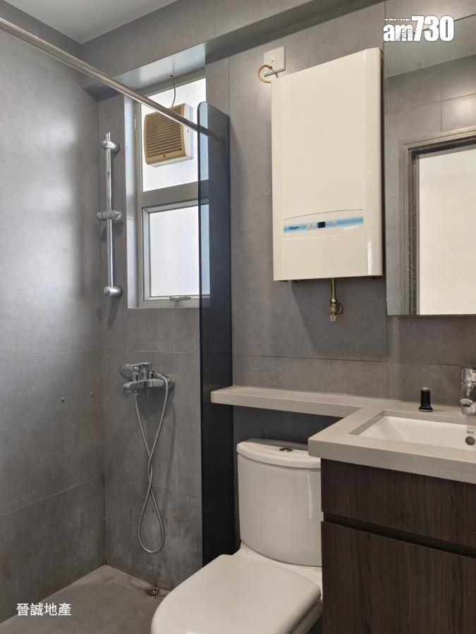 屯門高層私樓海景兩房 連車位428.8萬有交易 呎價「7字頭」(有圖)|二手樓成交