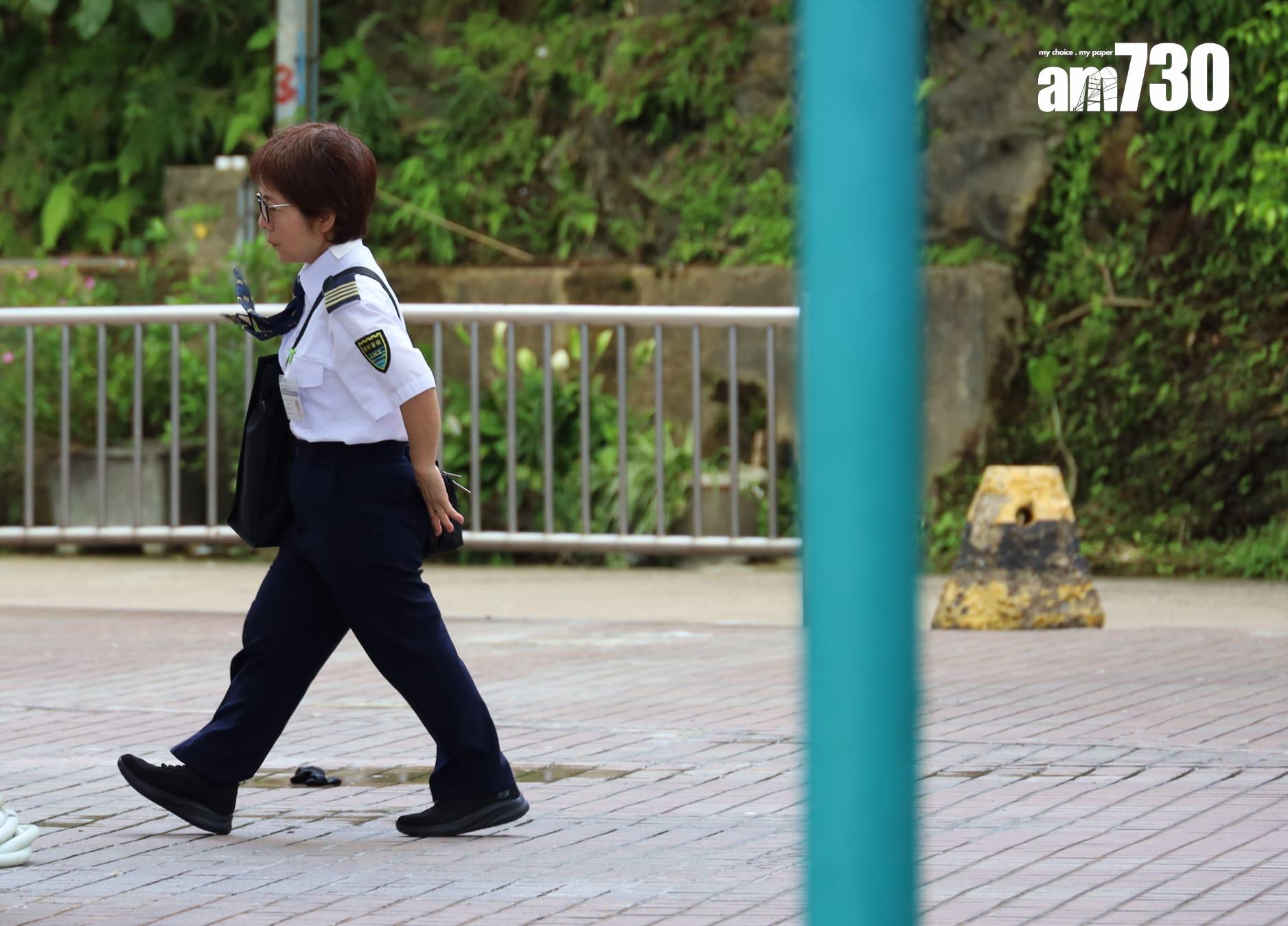 「國民警衛」通知荃威花園業主立案法團,將於2025年4月終止所有業務,並計劃於今年9月10日前結束向荃威花園的保安服務。(鍾式明攝)