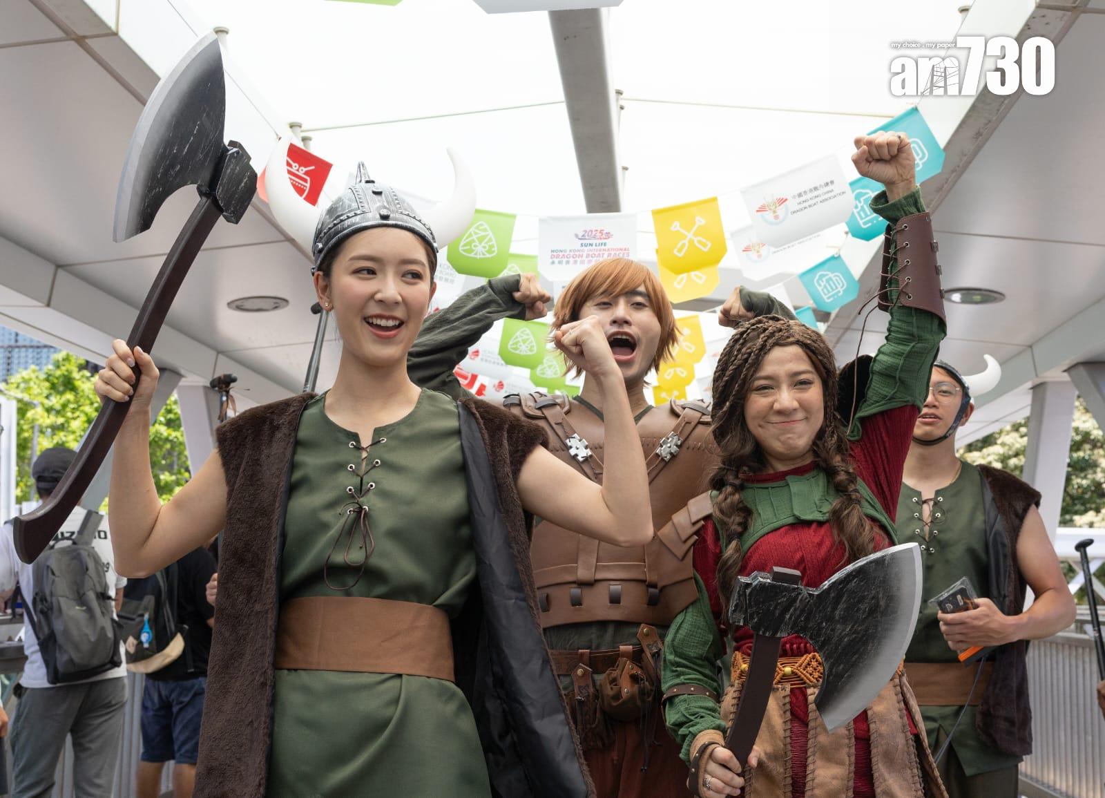 各隊伍都使出渾身解數扮鬼扮馬。(蘇文傑攝)