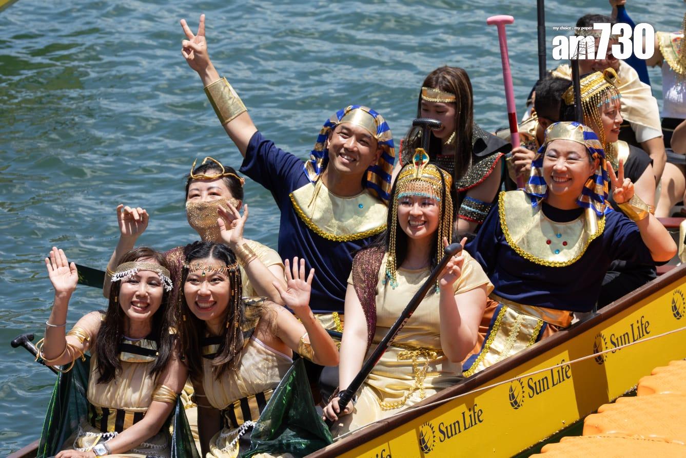 各隊伍都使出渾身解數扮鬼扮馬。(蘇文傑攝)