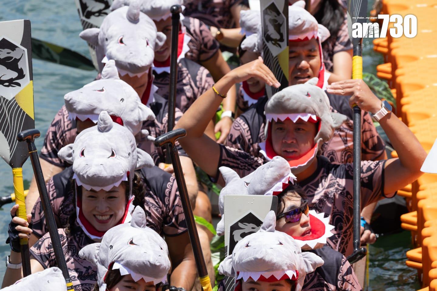 各隊伍都使出渾身解數扮鬼扮馬。(蘇文傑攝)